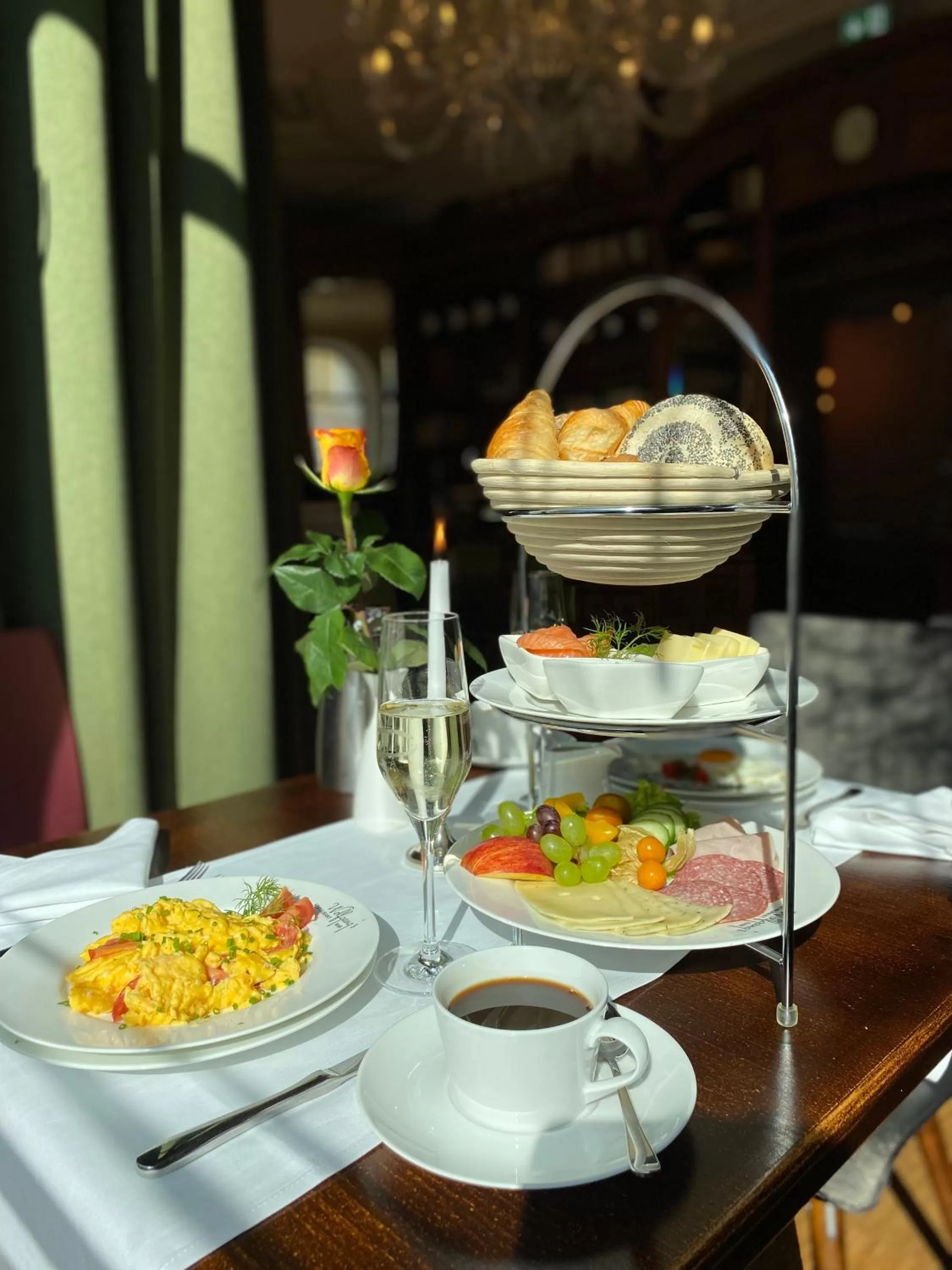 Breakfast in MOMENTS Boutique Hotel