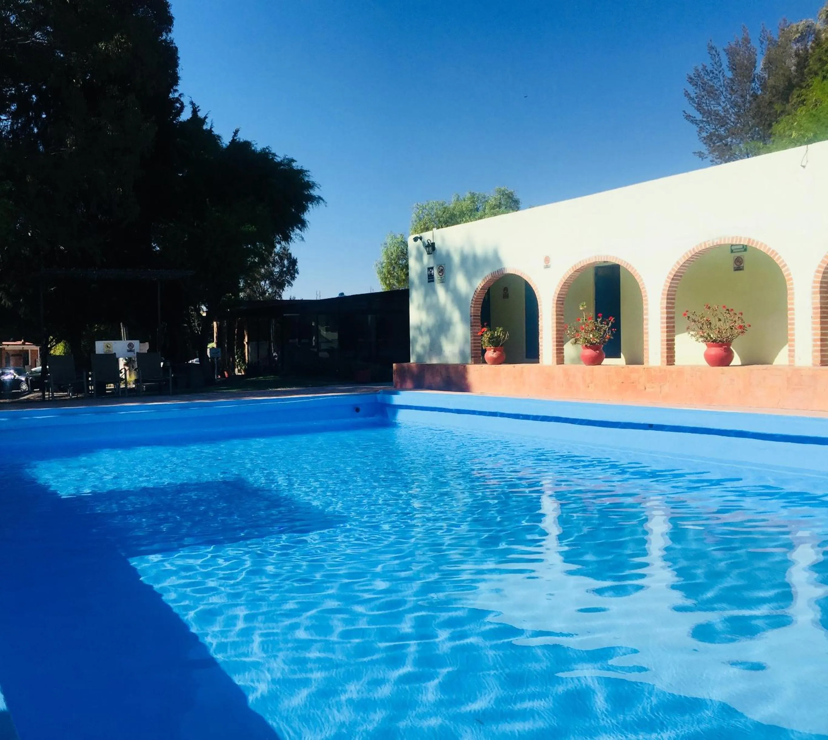 Swimming pool in Hotel RV Park San Ramón