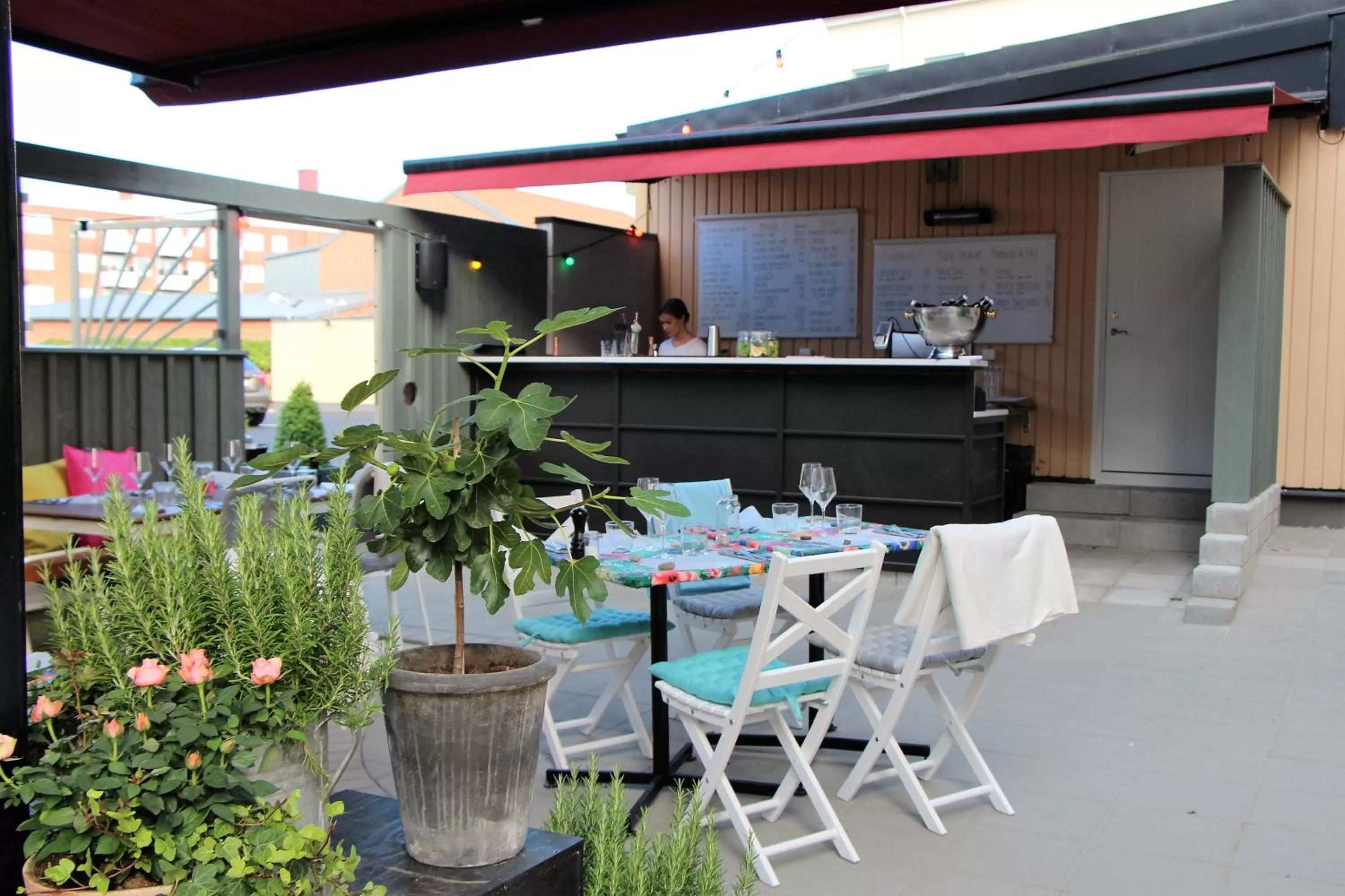 Restaurant/places to eat in Continental du Sud