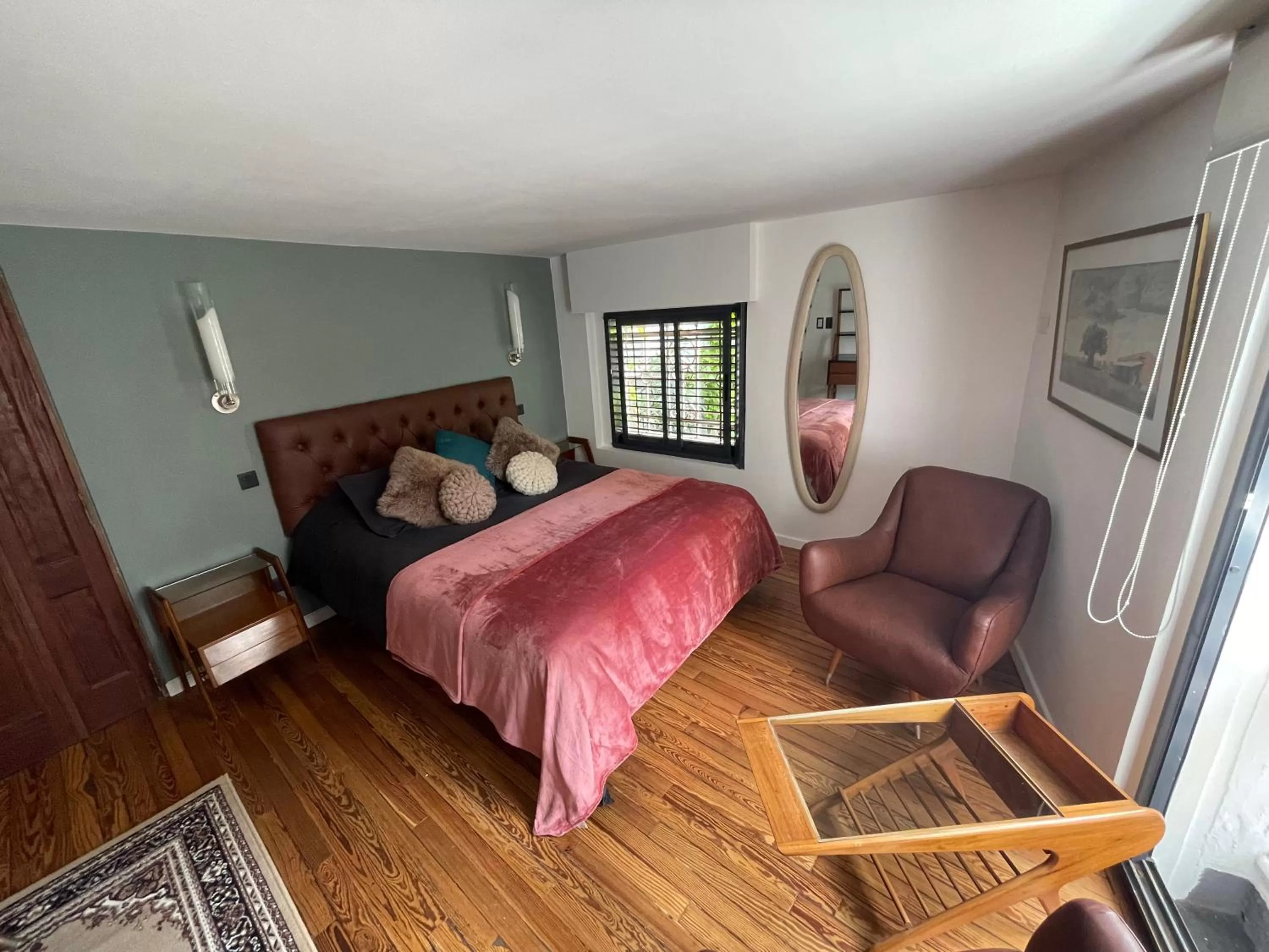 Bedroom, Bed in Le Petit Palais
