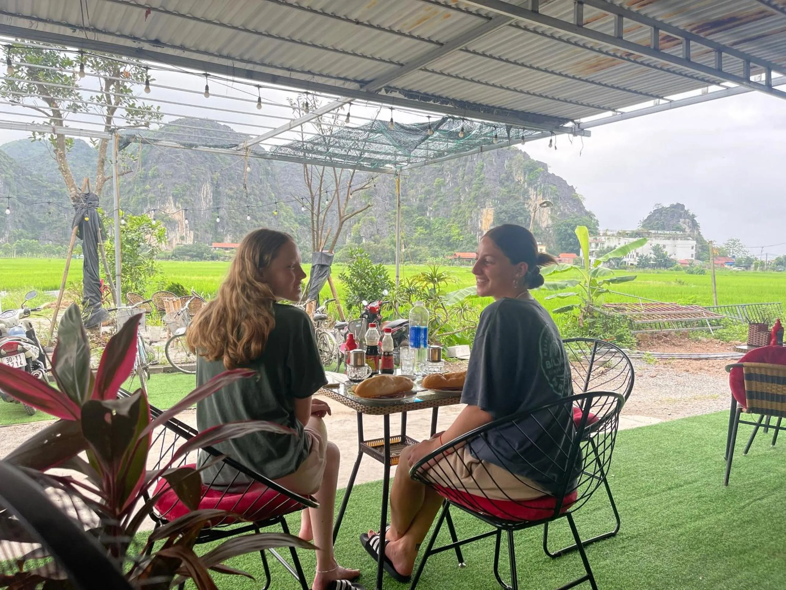 Tam Coc Mountain View Homestay