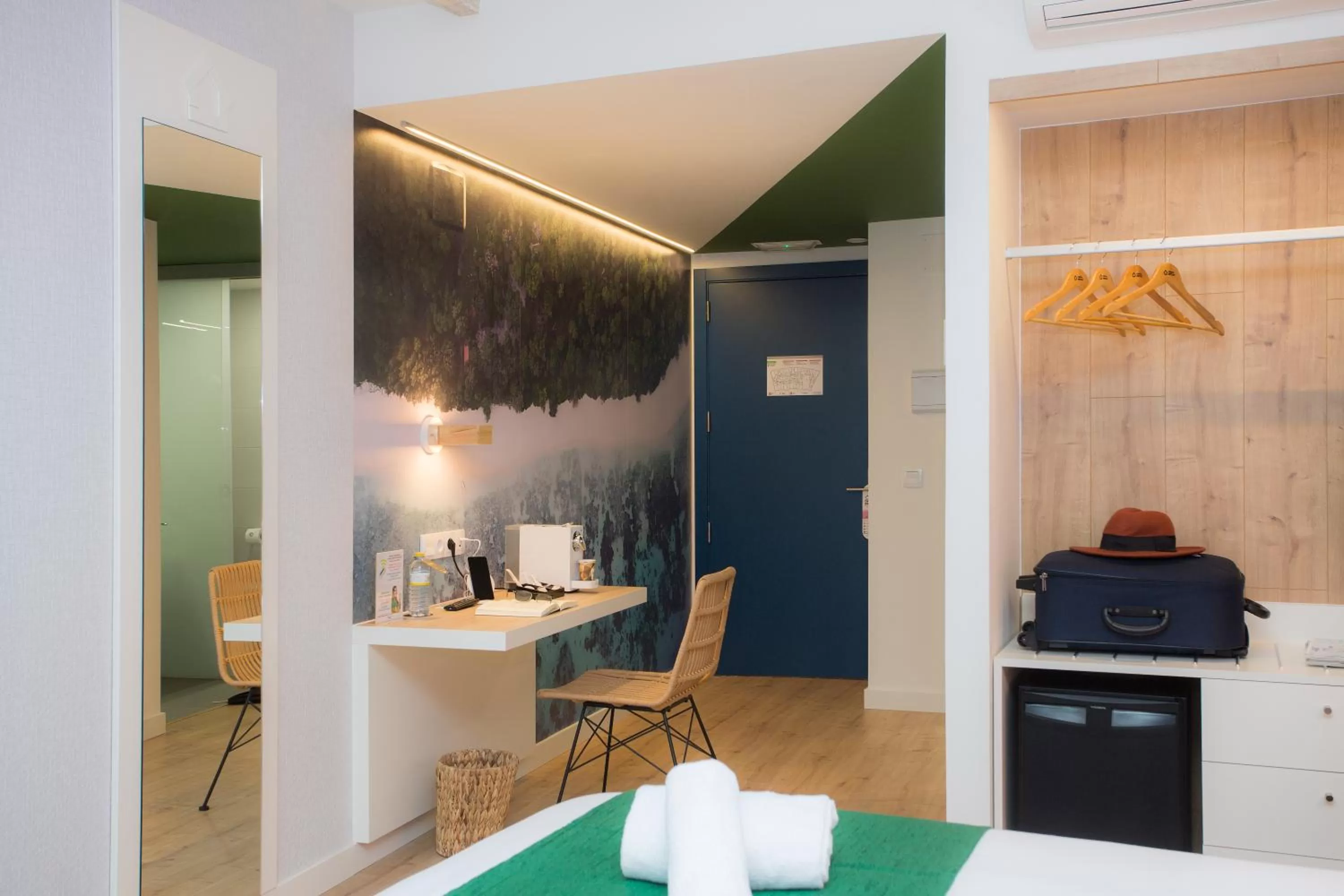 Decorative detail in Casual de las Olas San Sebastián