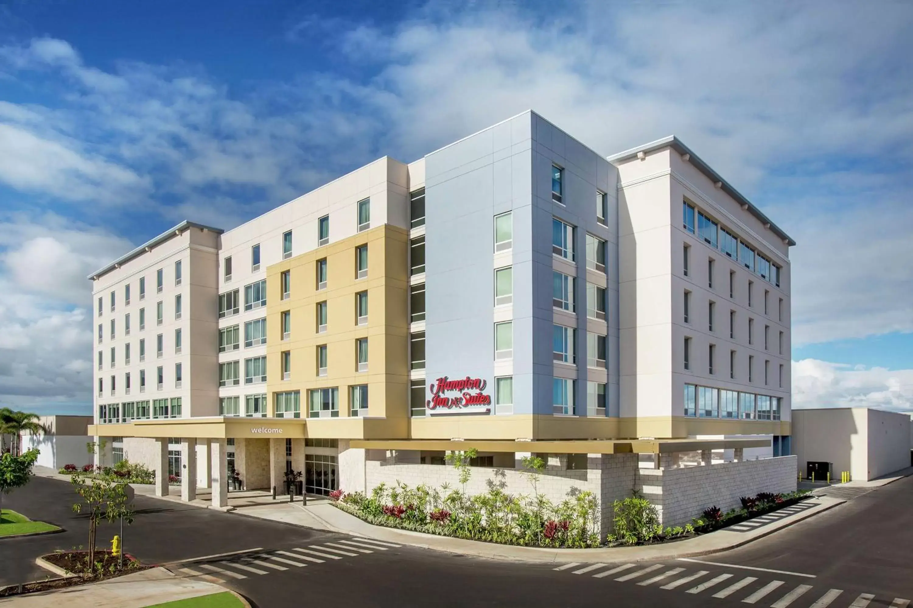 Hampton Inn & Suites Oahu Kapolei - FREE Parking - No Resort Fee Hampton Inn & Suites Oahu Kapolei - FREE Parking - No Resort Fee