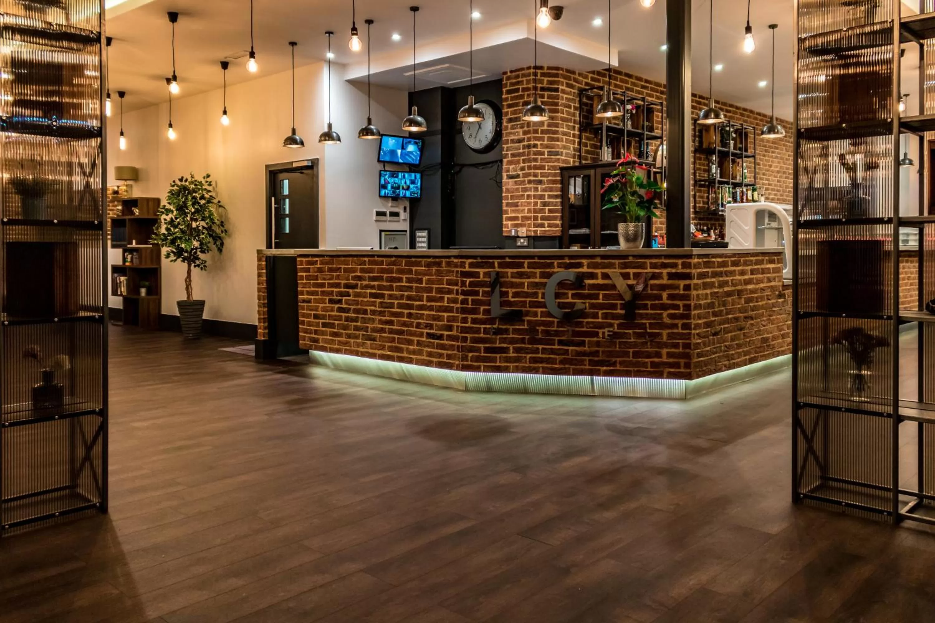 Lobby or reception in London City Airport Hotel