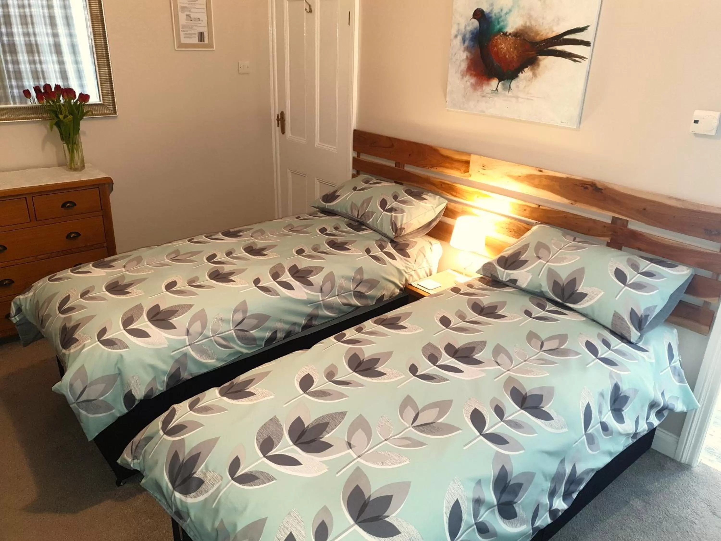 Bedroom, Bed in Lyndene