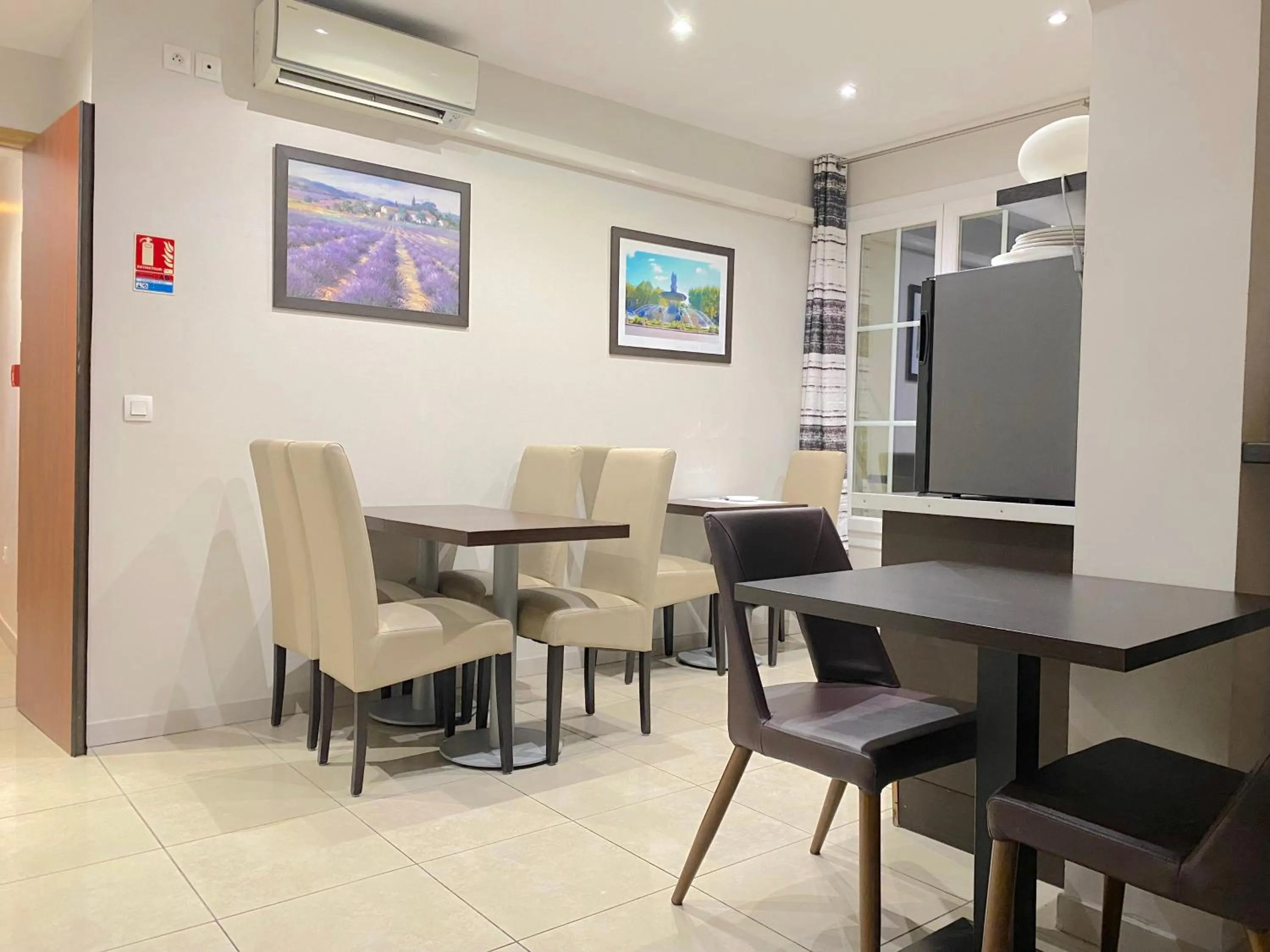 Lobby or reception in Hôtel Vendôme