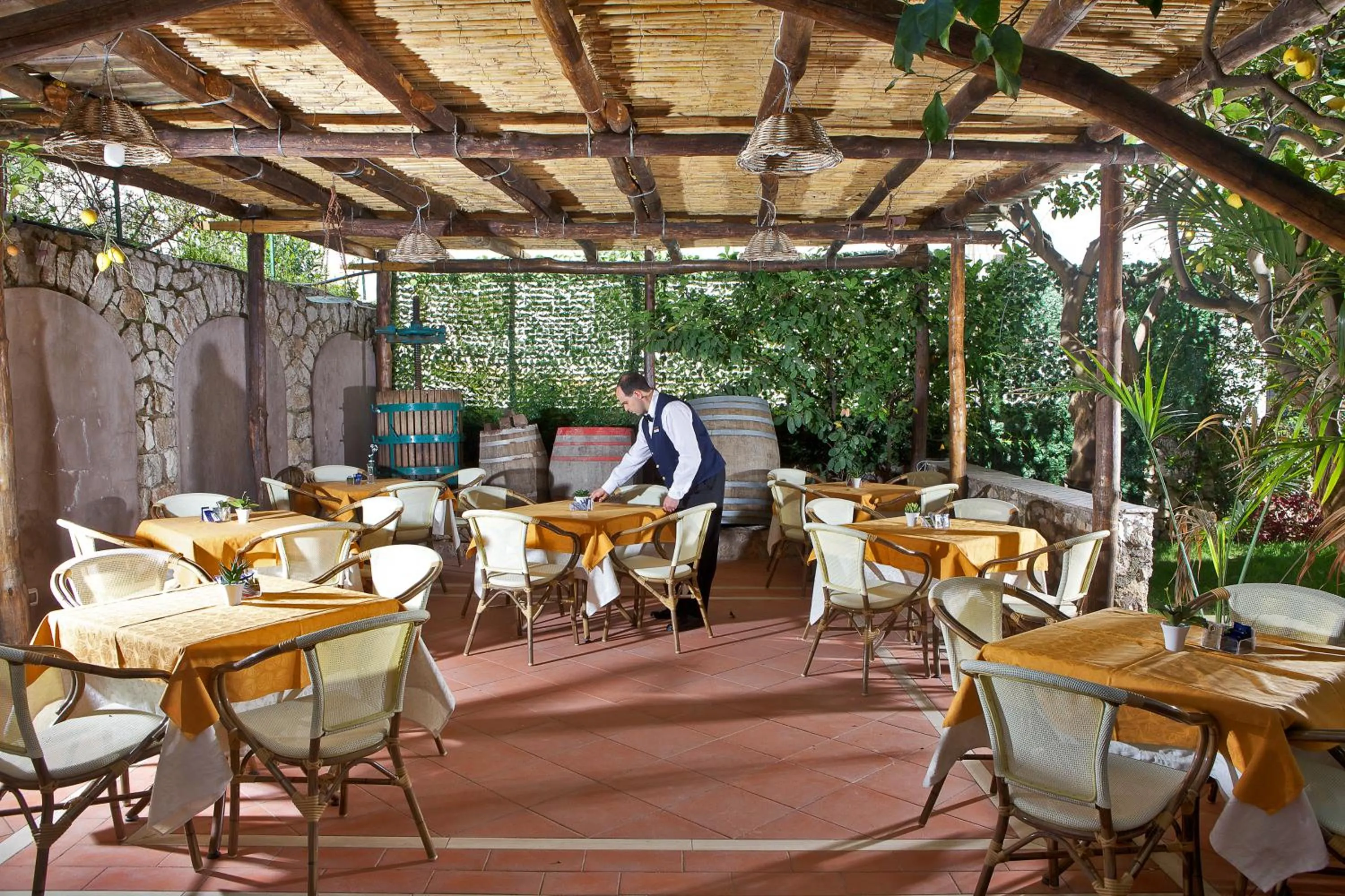 Restaurant/places to eat in Hotel San Felice