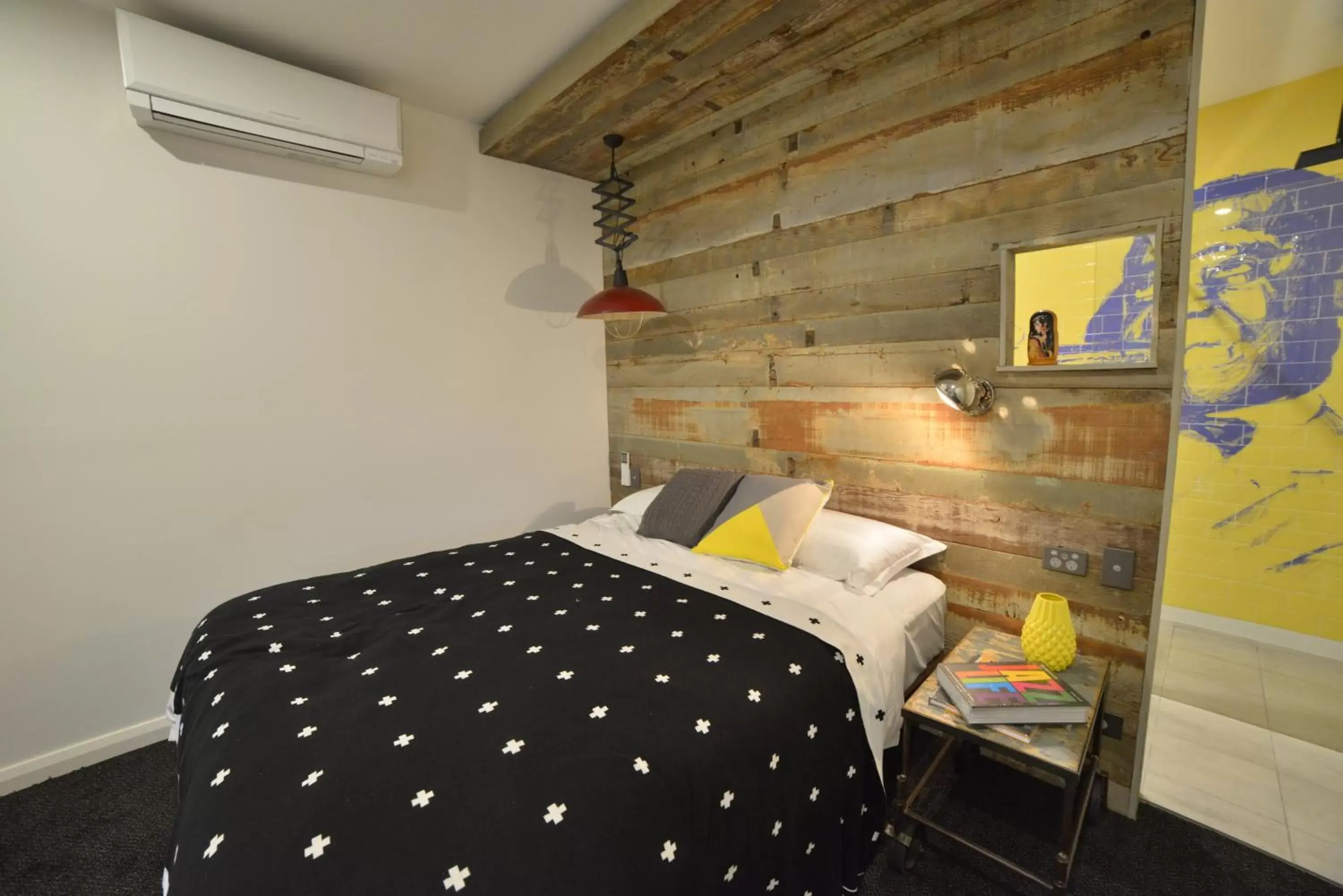 Louis Queen Room in Boogie Woogie Beach House Louis Queen Room in Boogie Woogie Beach House