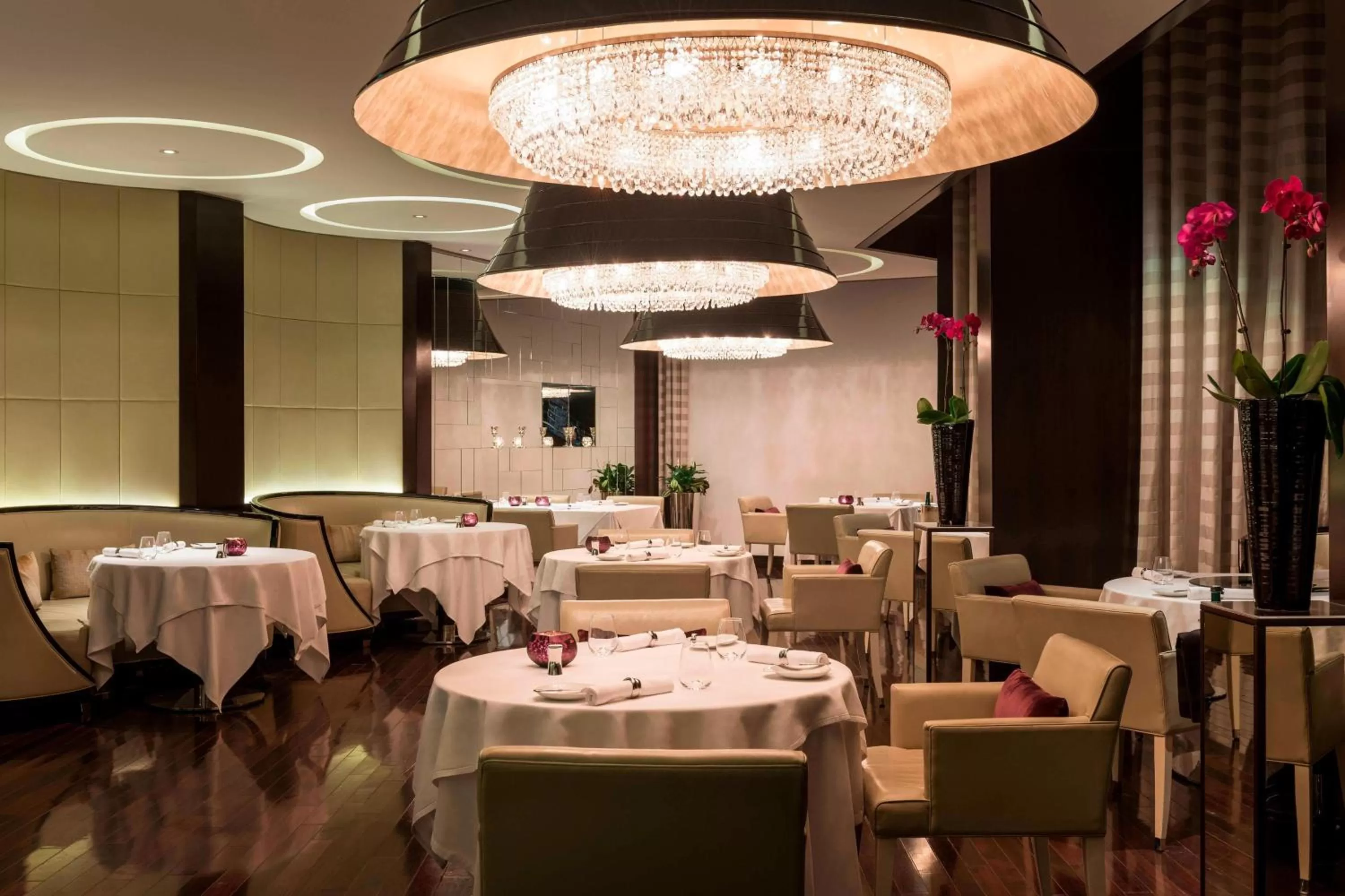 Restaurant/places to eat in Le Royal Meridien Beach Resort & Spa Dubai