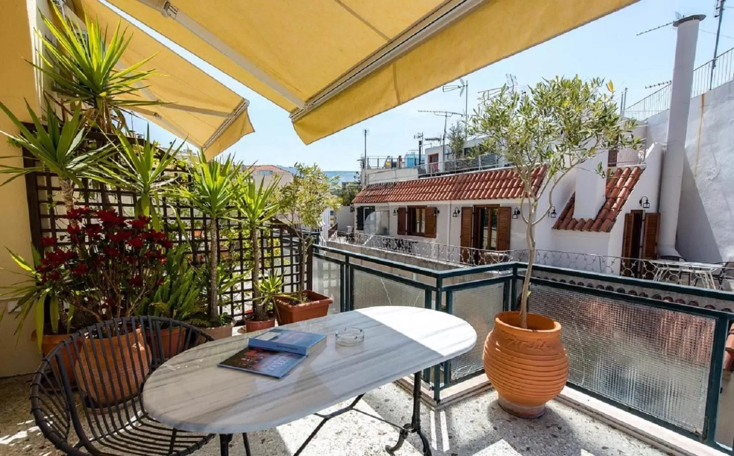 Balcony/Terrace in Adams Hotel