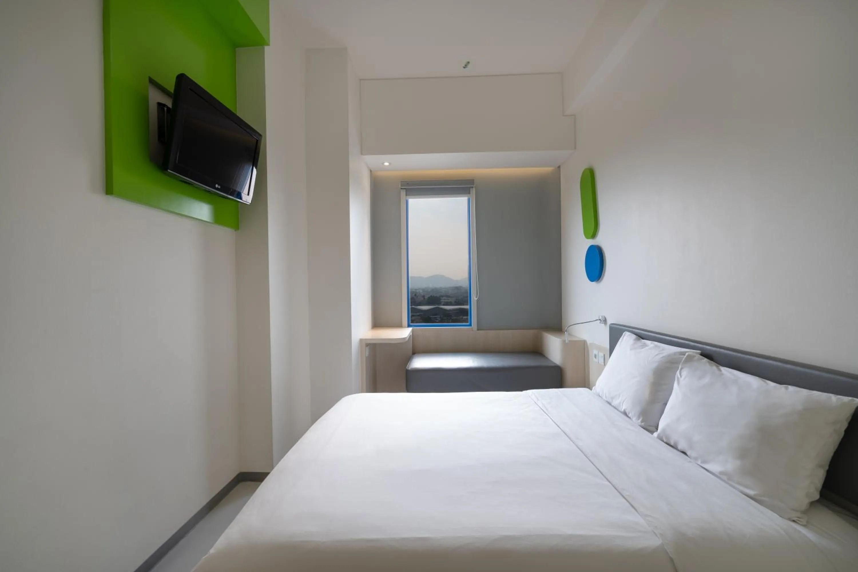 Bedroom, Bed in POP! Hotel Festival Citylink