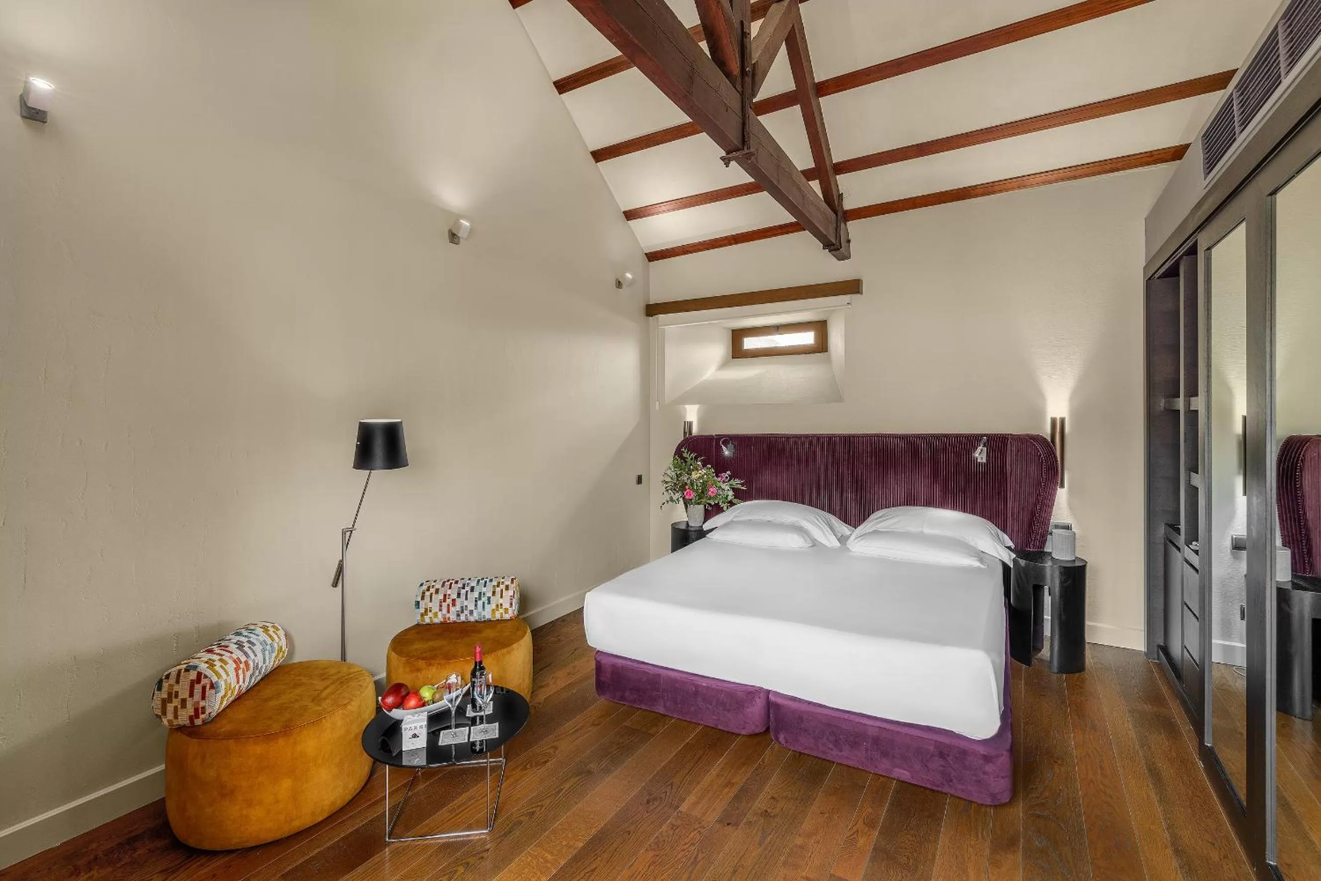 Bedroom, Bed in CoolRooms Palacio Villapanés 5 GL