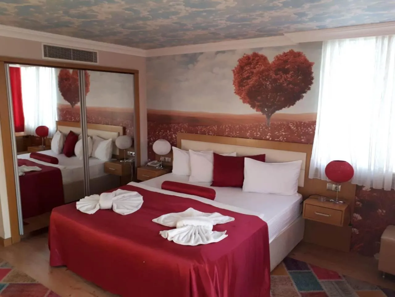 Quiet street view in GRAND ZENTRUM HOTEL & CAFE RESTAURANT - Taksim Square