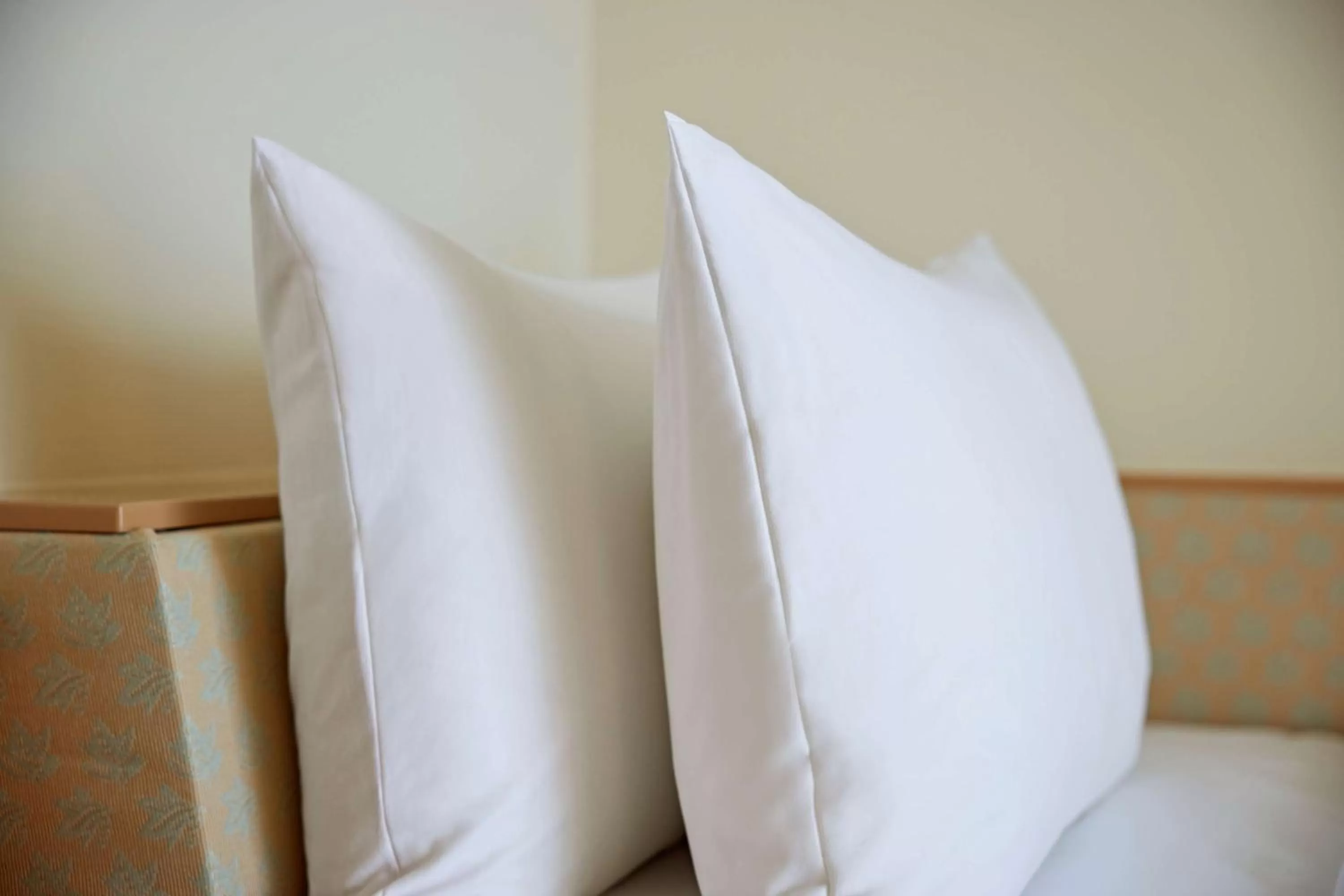 Bedroom, Bed in Lindner Hotel Dusseldorf Airport, part of JdV by Hyatt