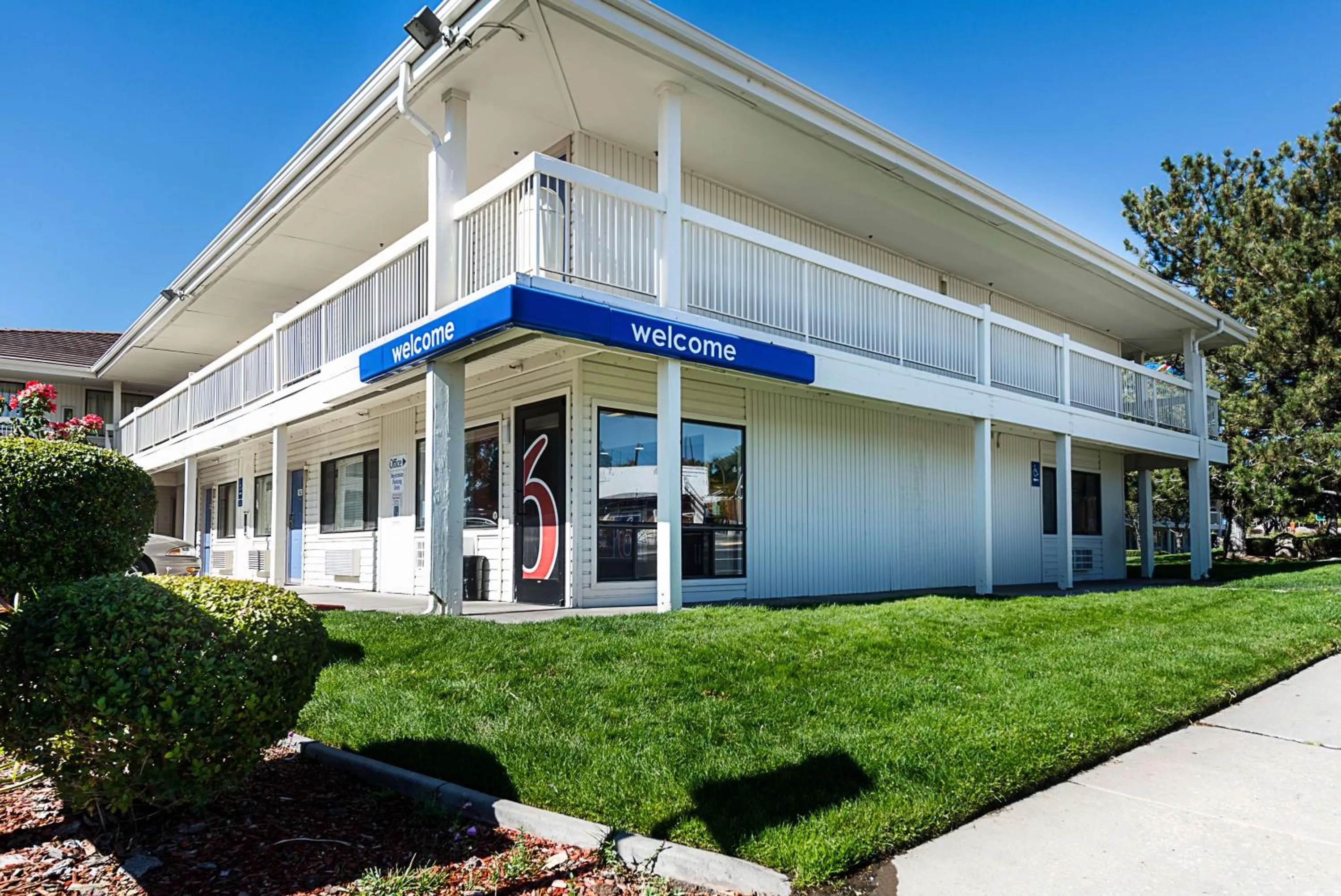 Property building in Motel 6-Sparks, NV - Airport - Sparks