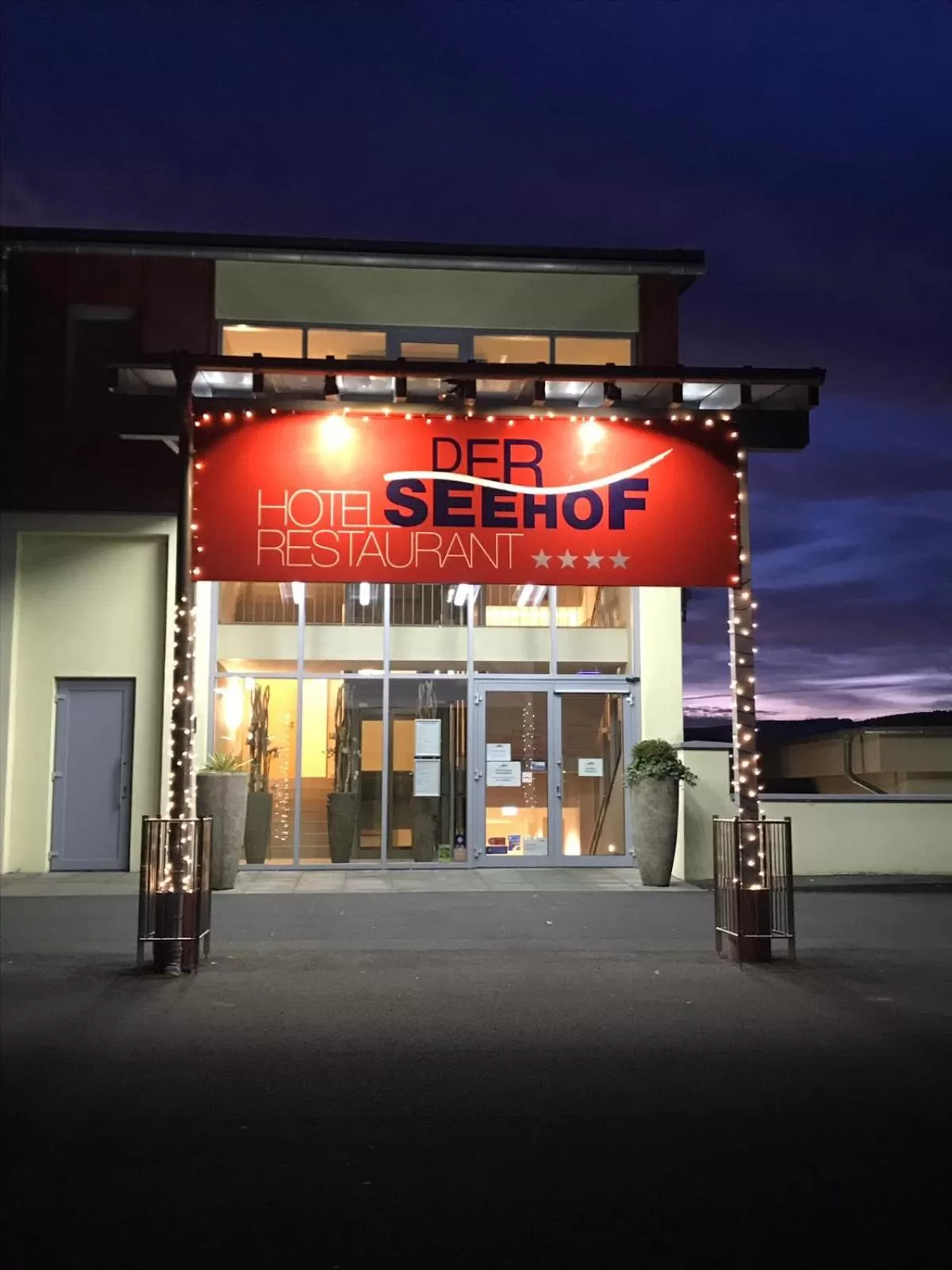 Facade/entrance in Der Seehof