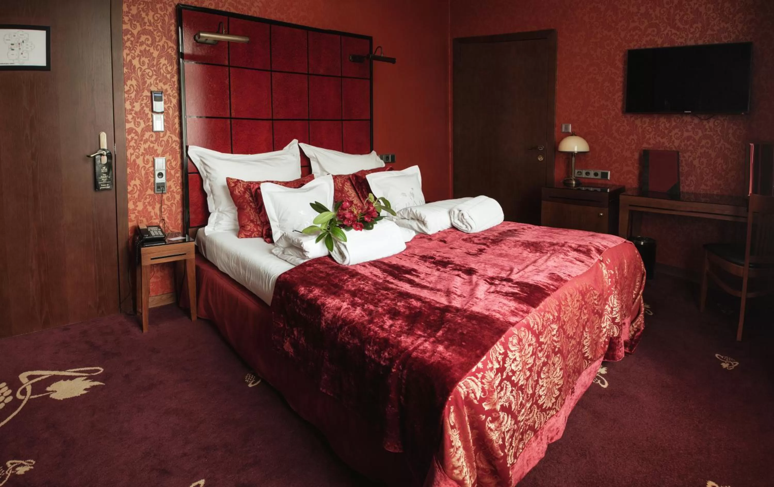 Bed in Grape Hotel