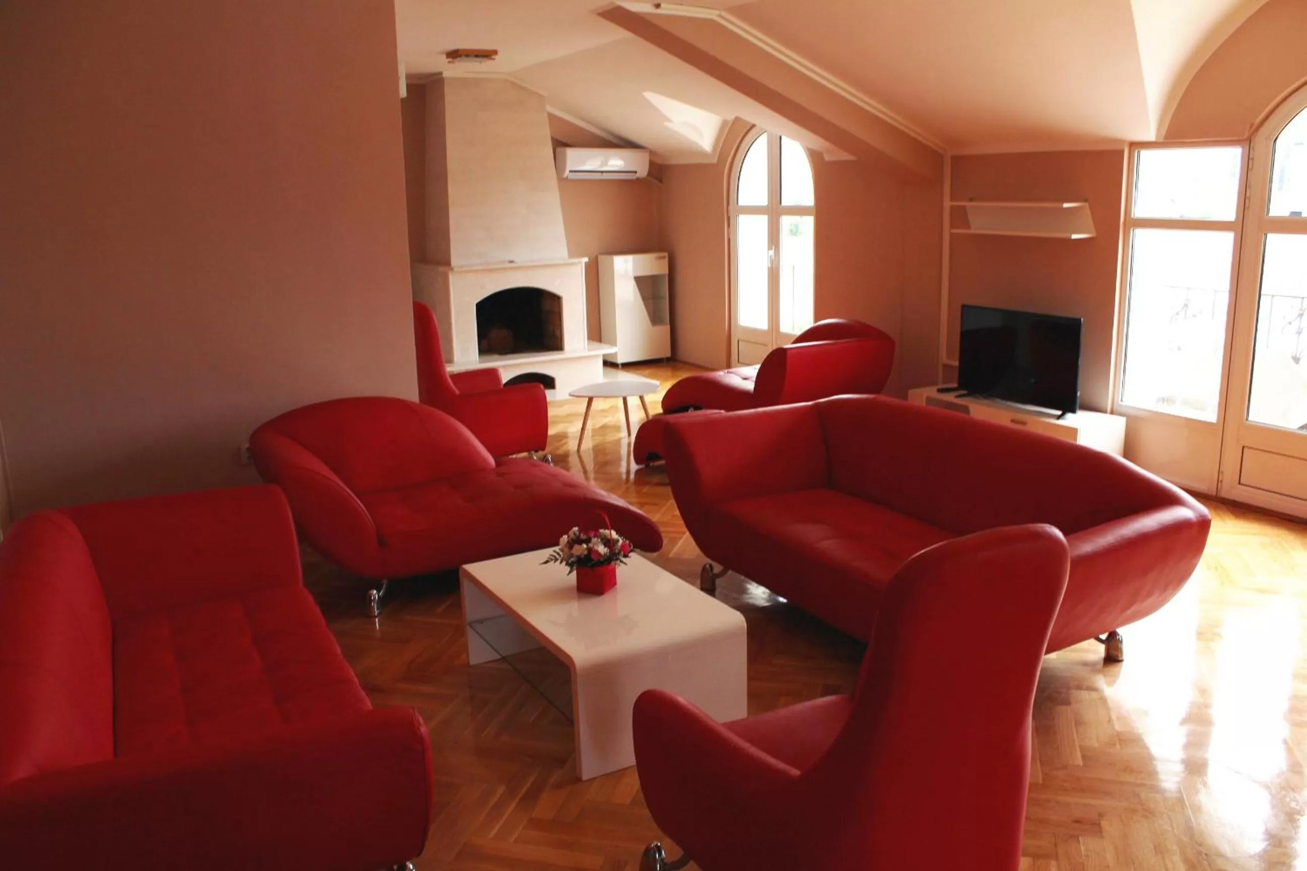 Living room in Hotel Crnogorska Kuća