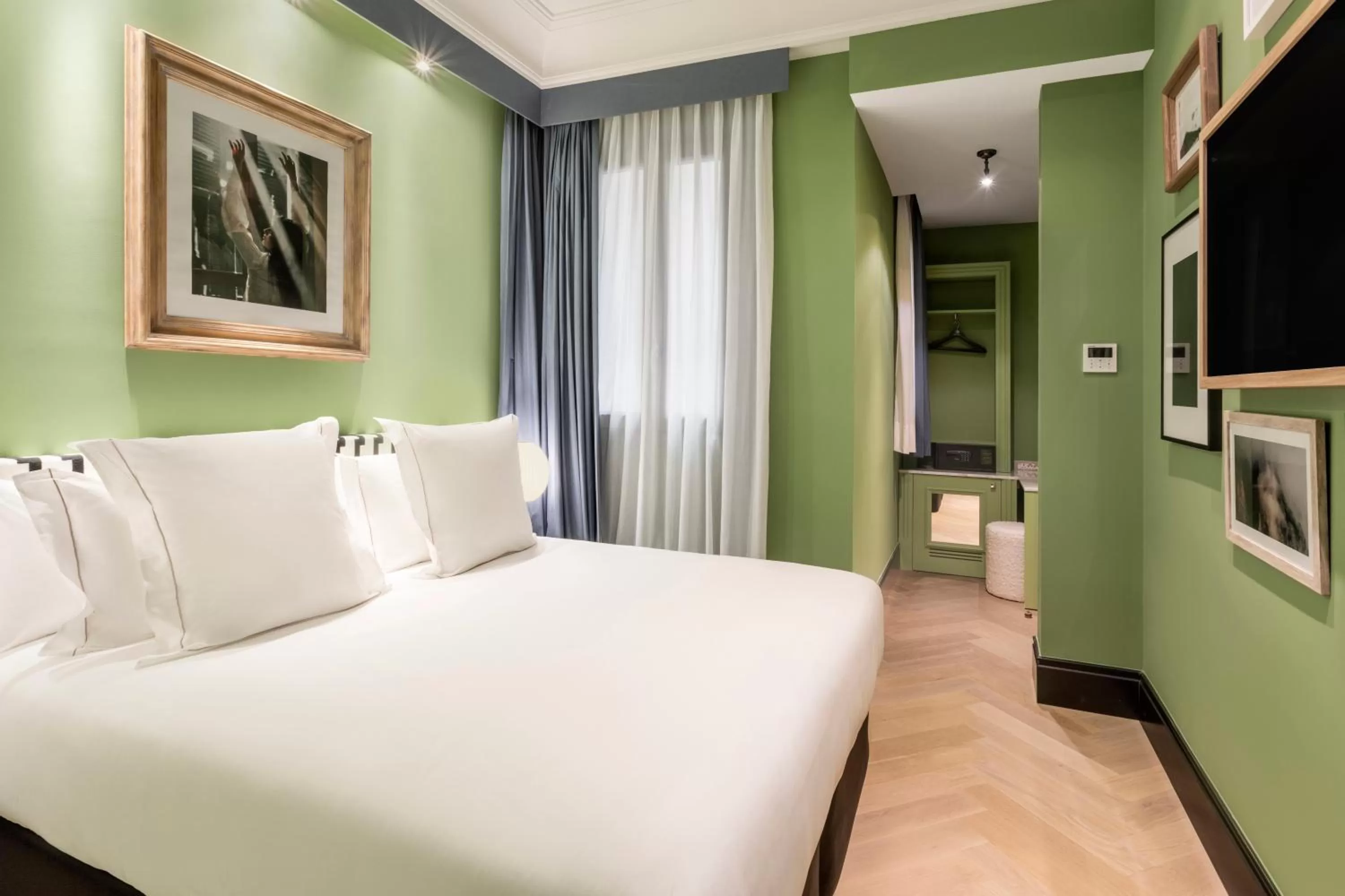 Bed in One Shot Aragó