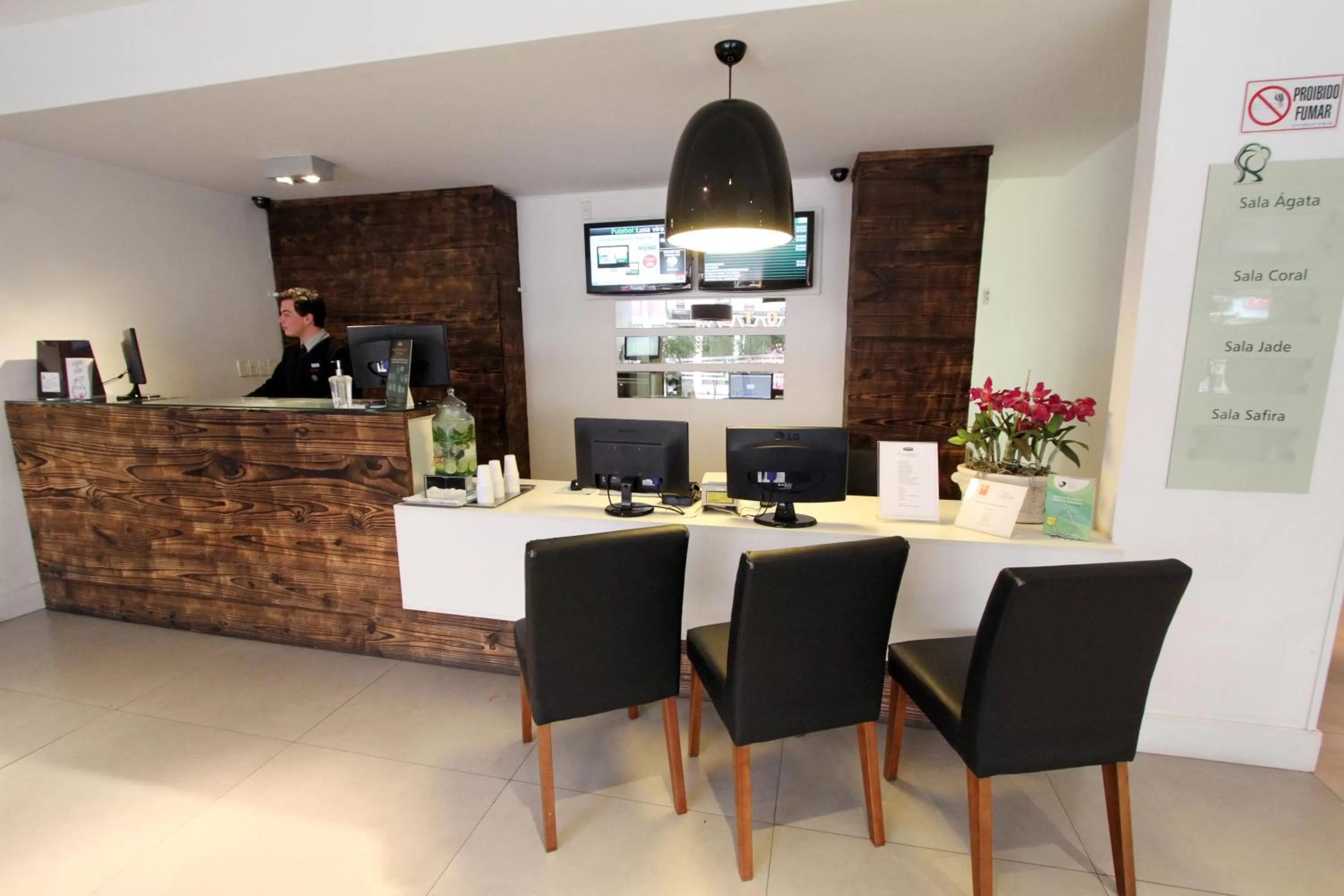 Lobby or reception in Hotel Curi Executive