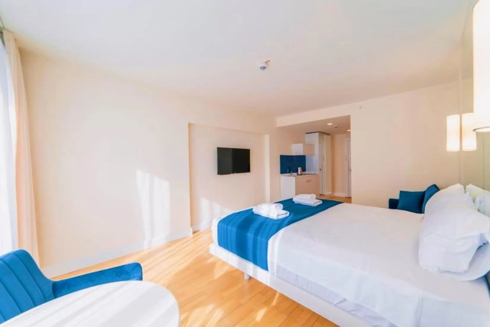 Bed in Elegance Sea View Aparthotel In Orbi City Batumi