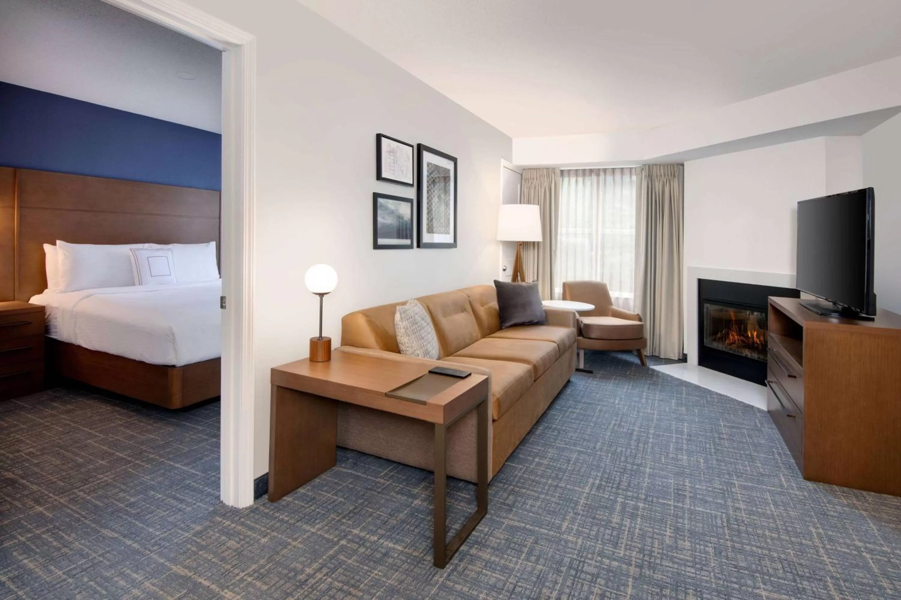 TV and multimedia, Bed in Sonesta ES Suites Atlanta Alpharetta North Point Mall