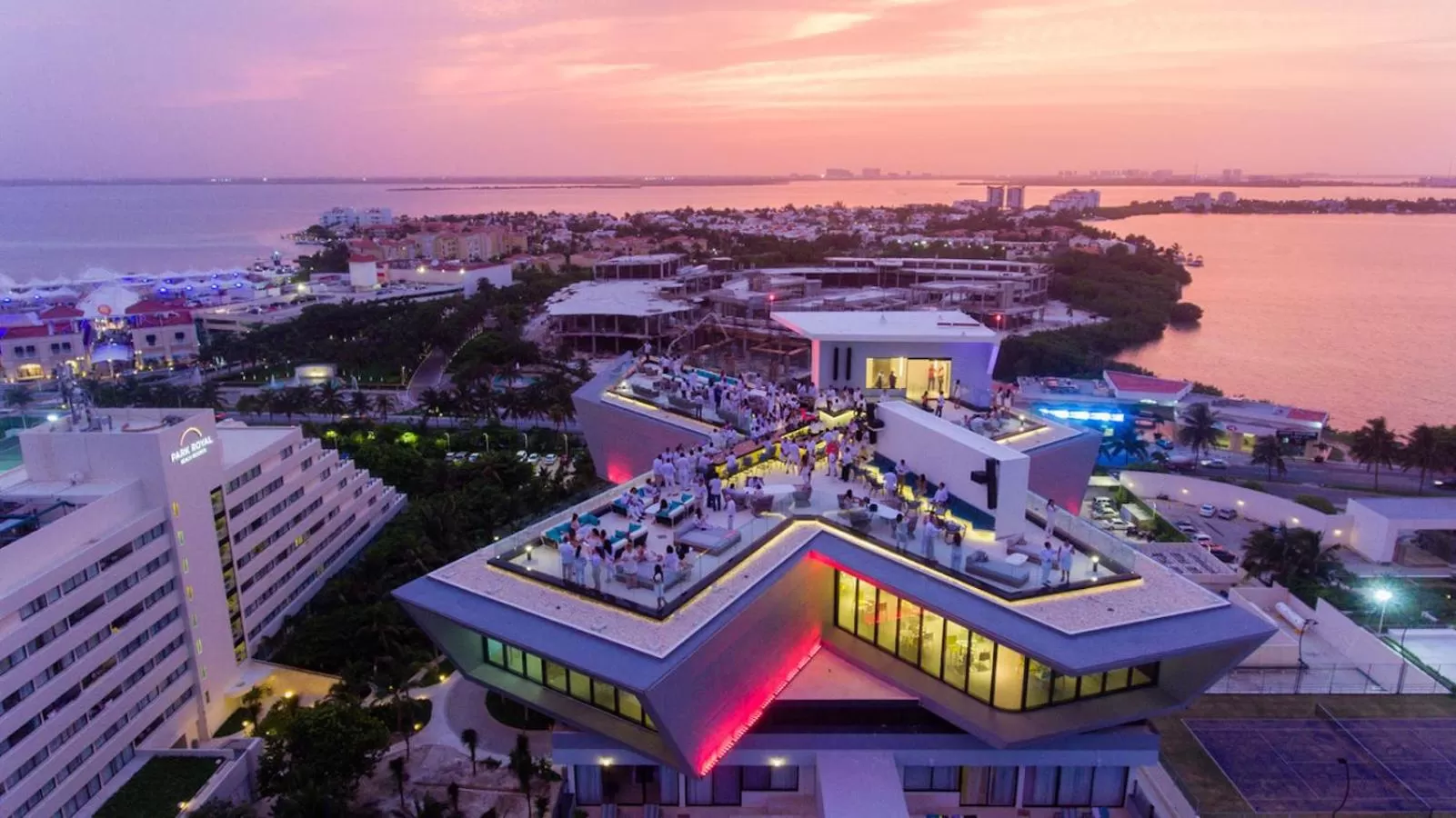 Bird's eye view in Condos inside an Ocean Front Hotel Resort
