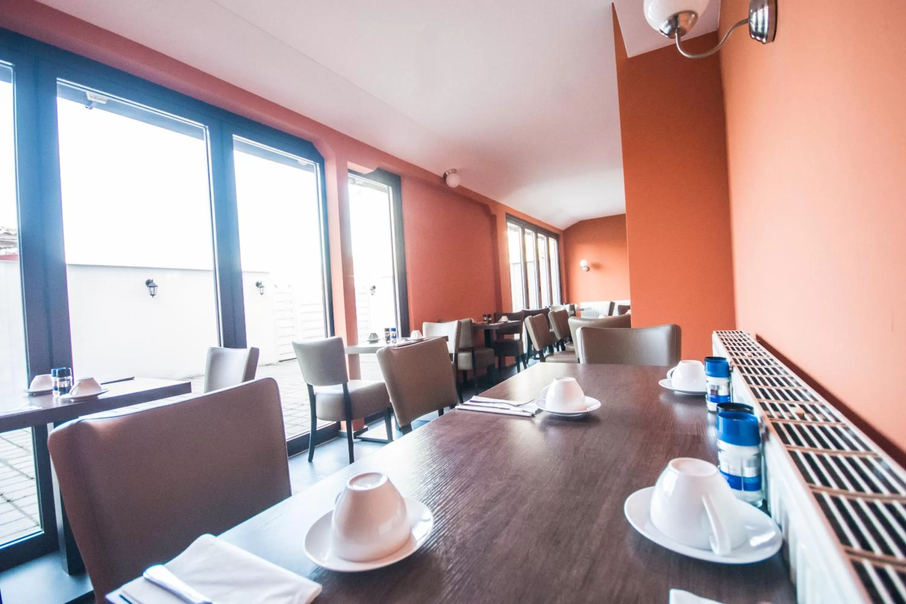 Breakfast, Restaurant/Places to Eat in Hotel Turmfalke