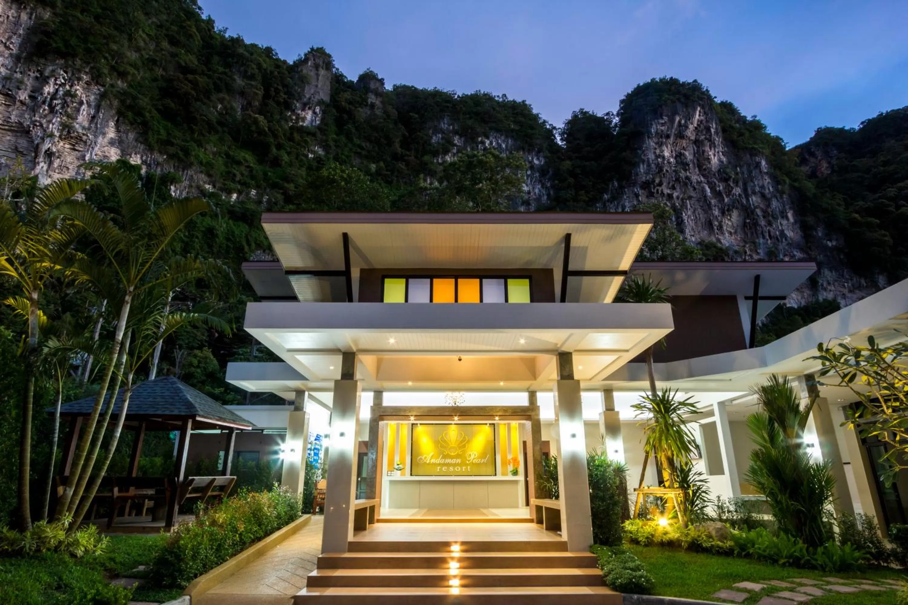 Property building in Andaman Pearl Resort