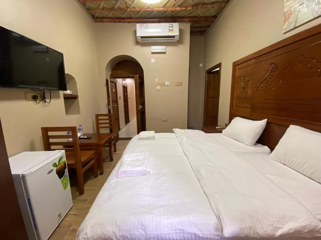 Bed in Nizwa Heritage Inn