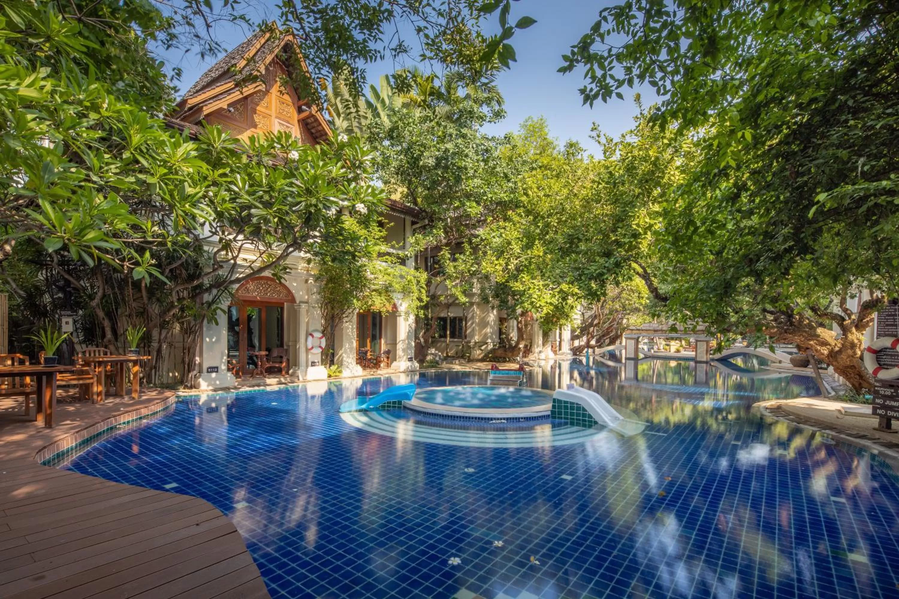 Swimming pool in Khum Phaya Resort & Spa Boutique Collection