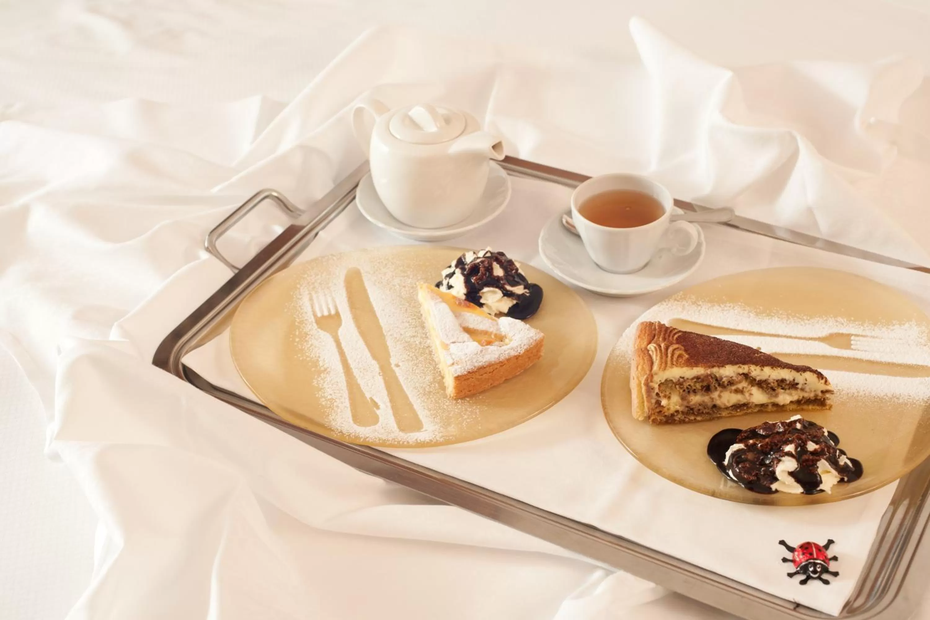 Bedroom in Hotel Alaska Cortina