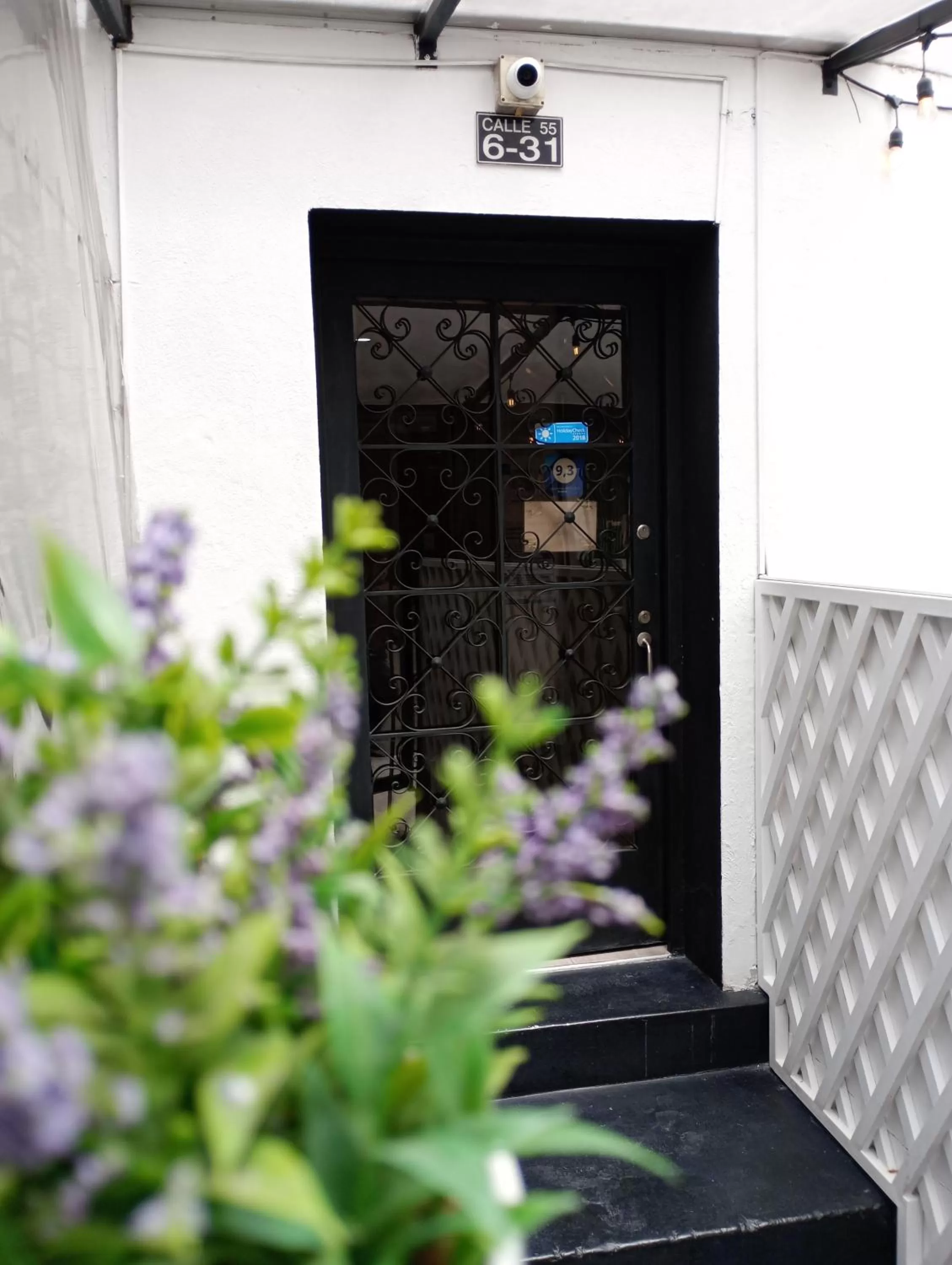 Facade/entrance in Hotel Maceo 55 - Colonial Inn