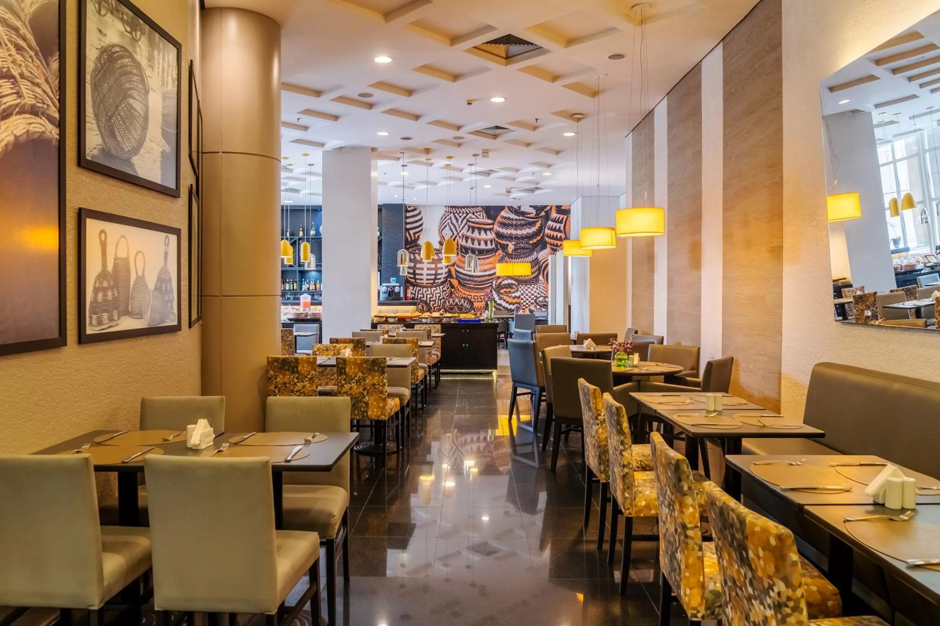 Restaurant/places to eat in Mercure Guarulhos Aeroporto