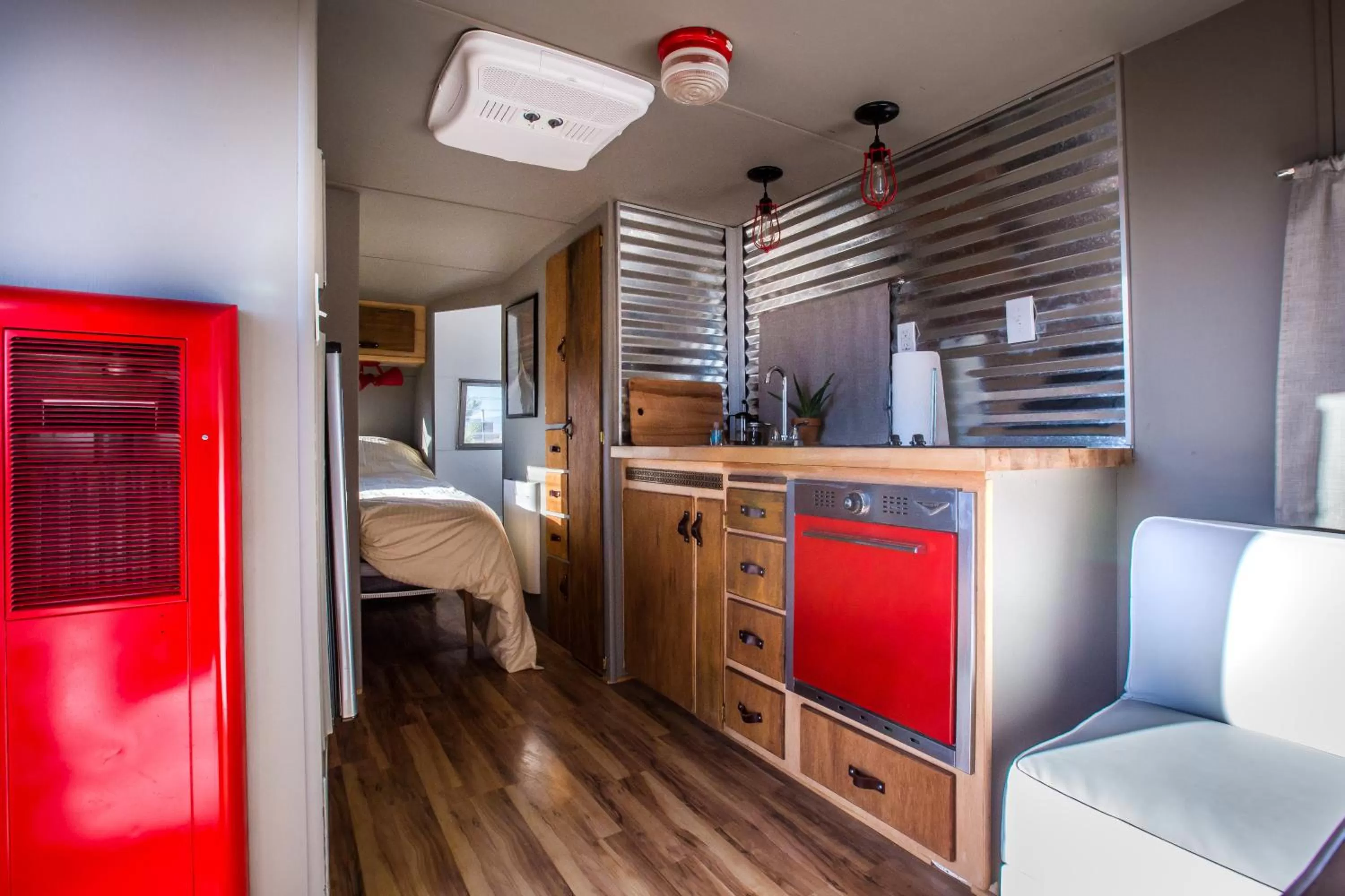 TV/Entertainment Center in Hotel Luna Mystica