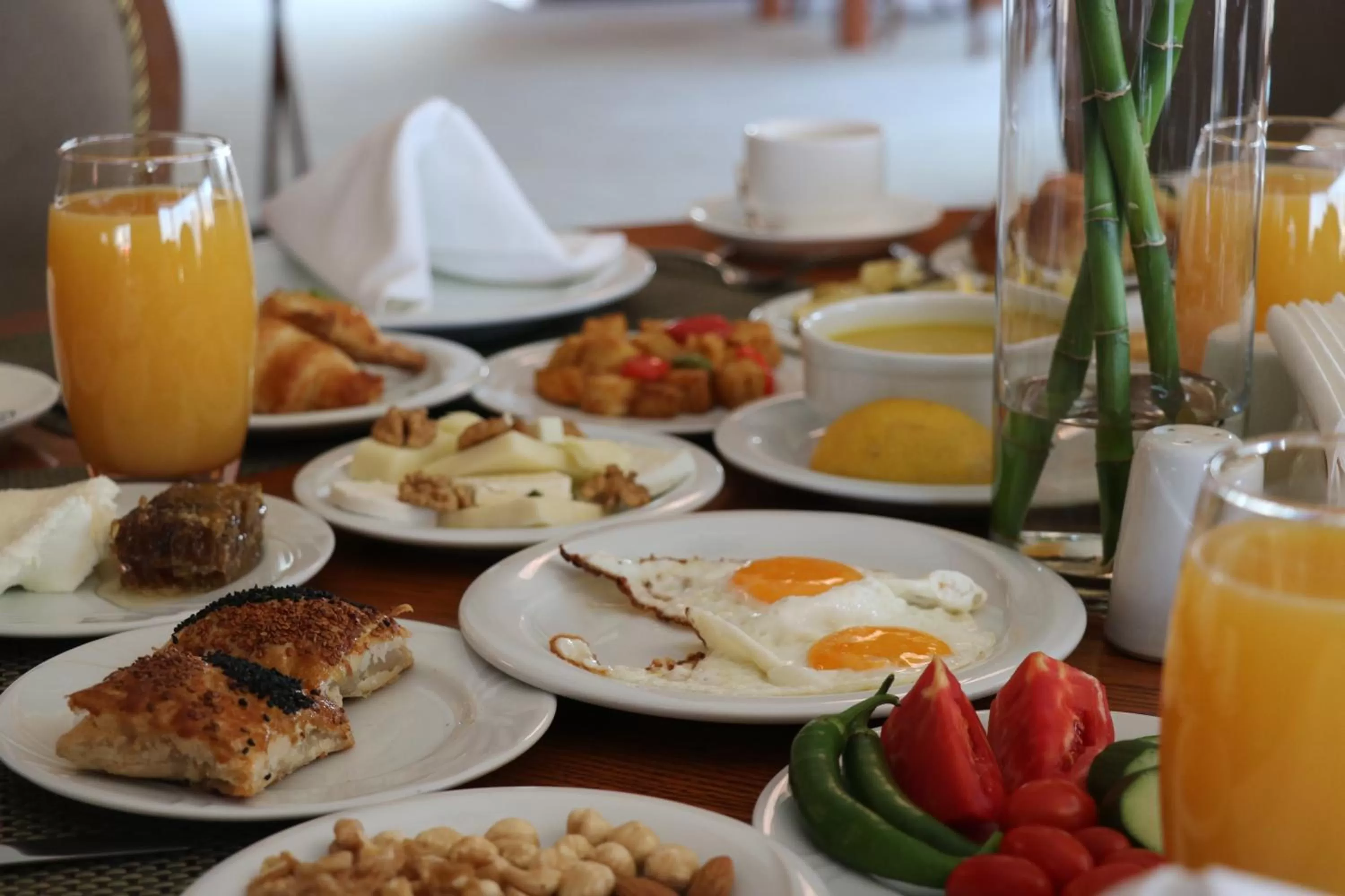 Breakfast in Dedeman Erbil Hotel City Center