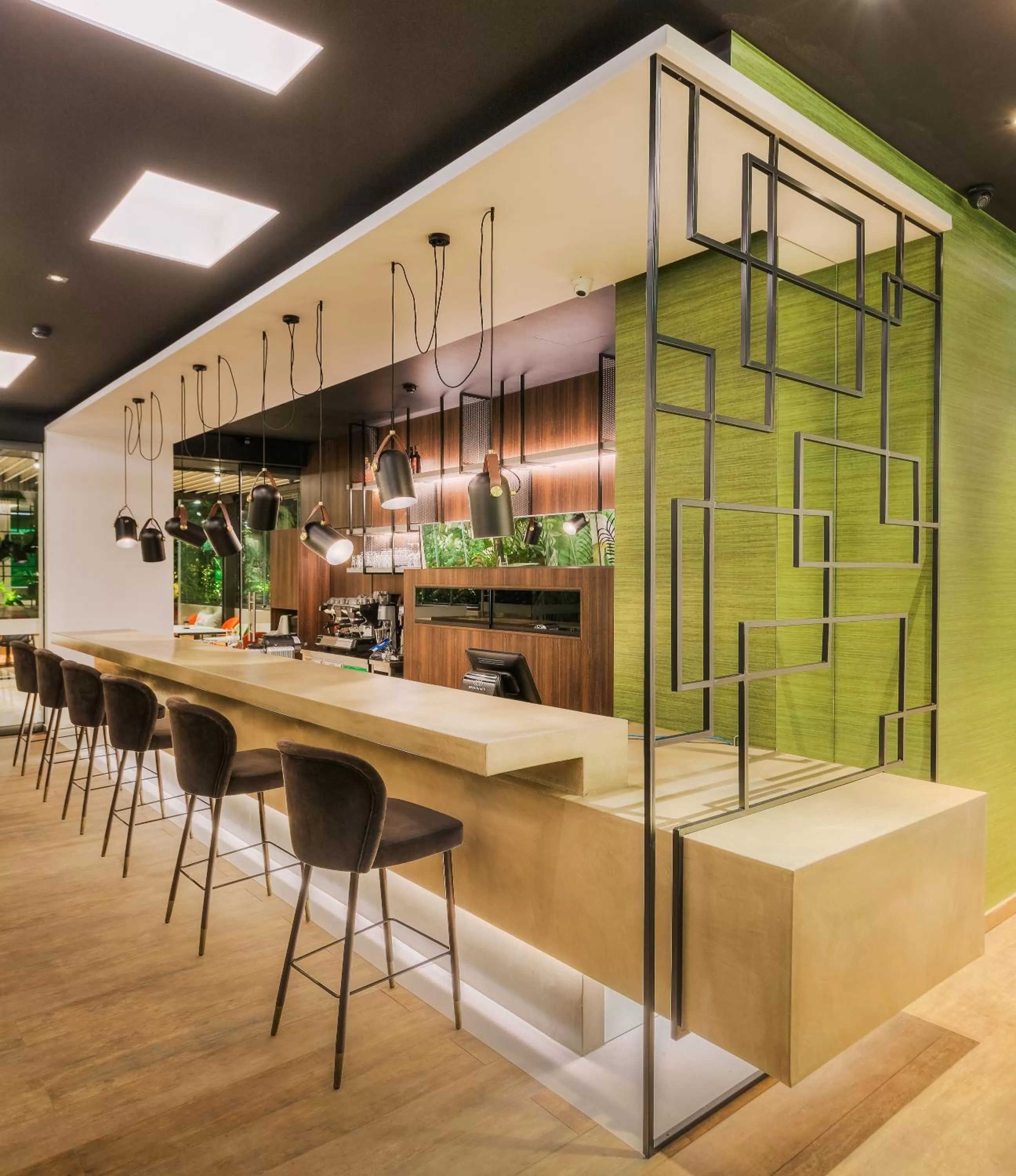 Lounge or bar in Ivis 4 Boutique Hotel