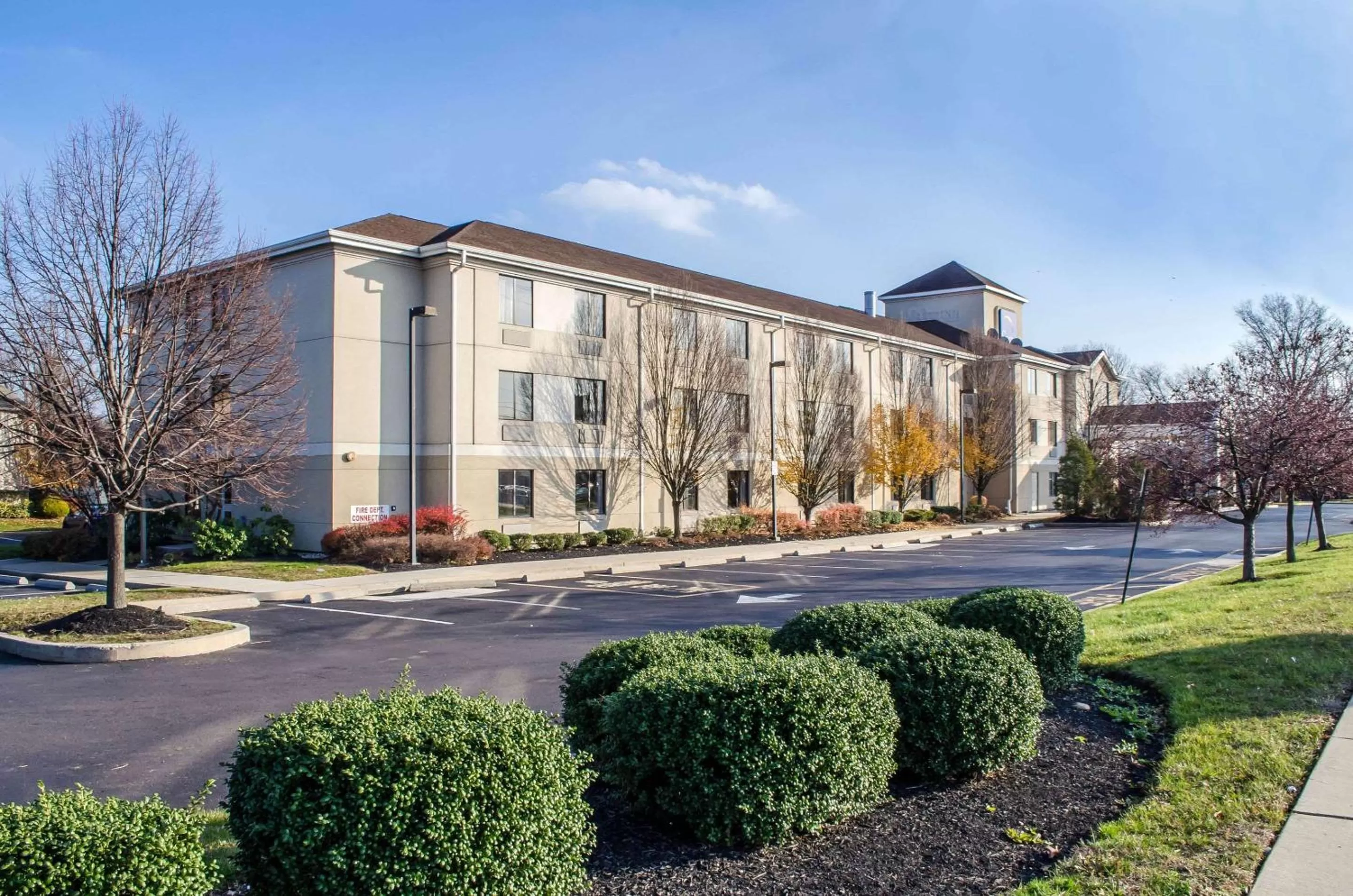 Property building in Sleep Inn & Suites Bensalem