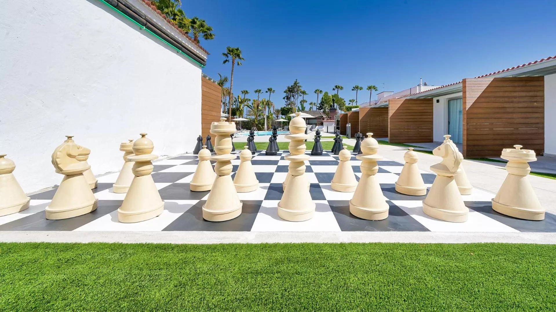 Area and facilities in Sanom Beach Resort Only Adults