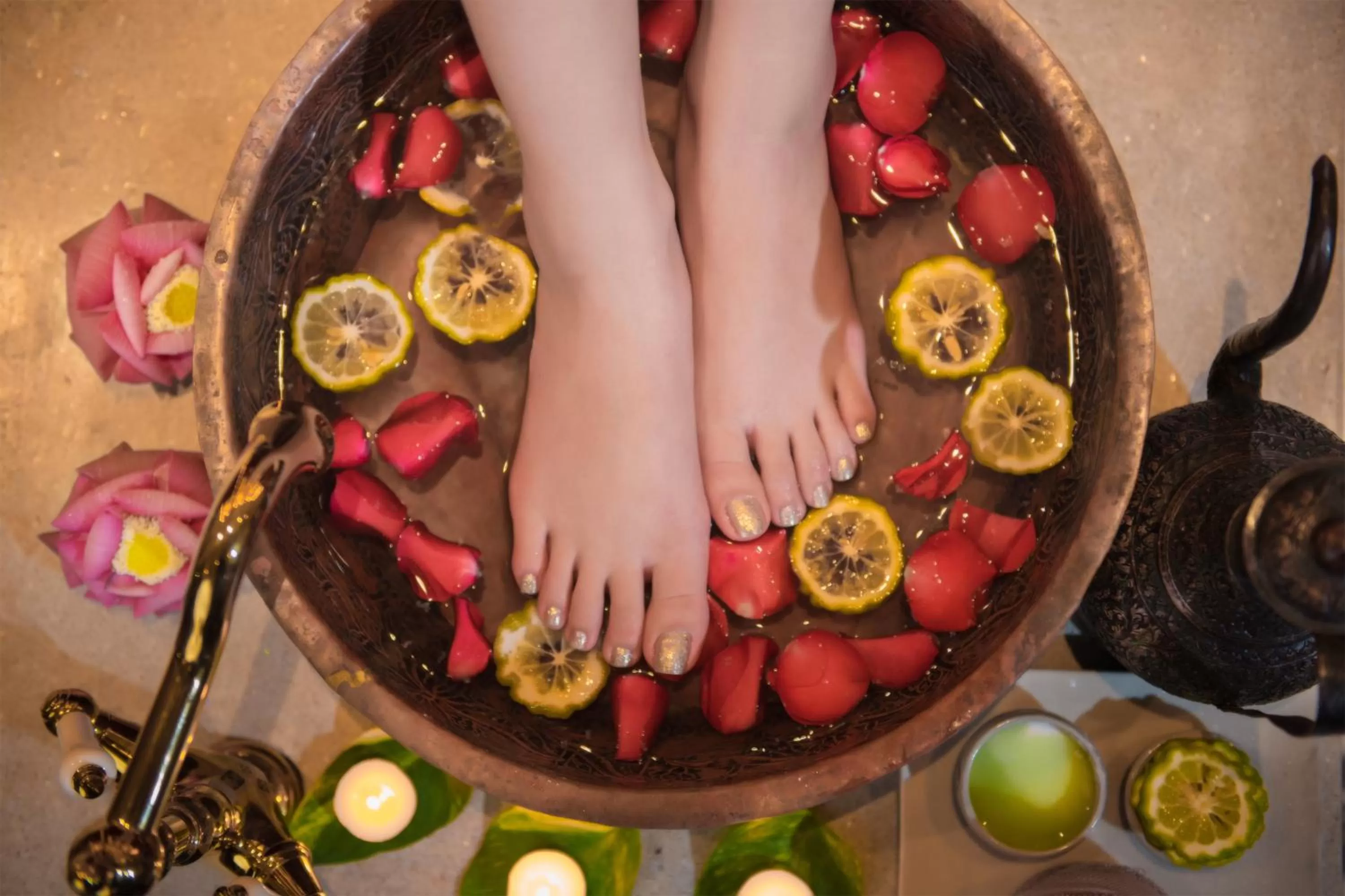 Massage in Metta Residence & Spa