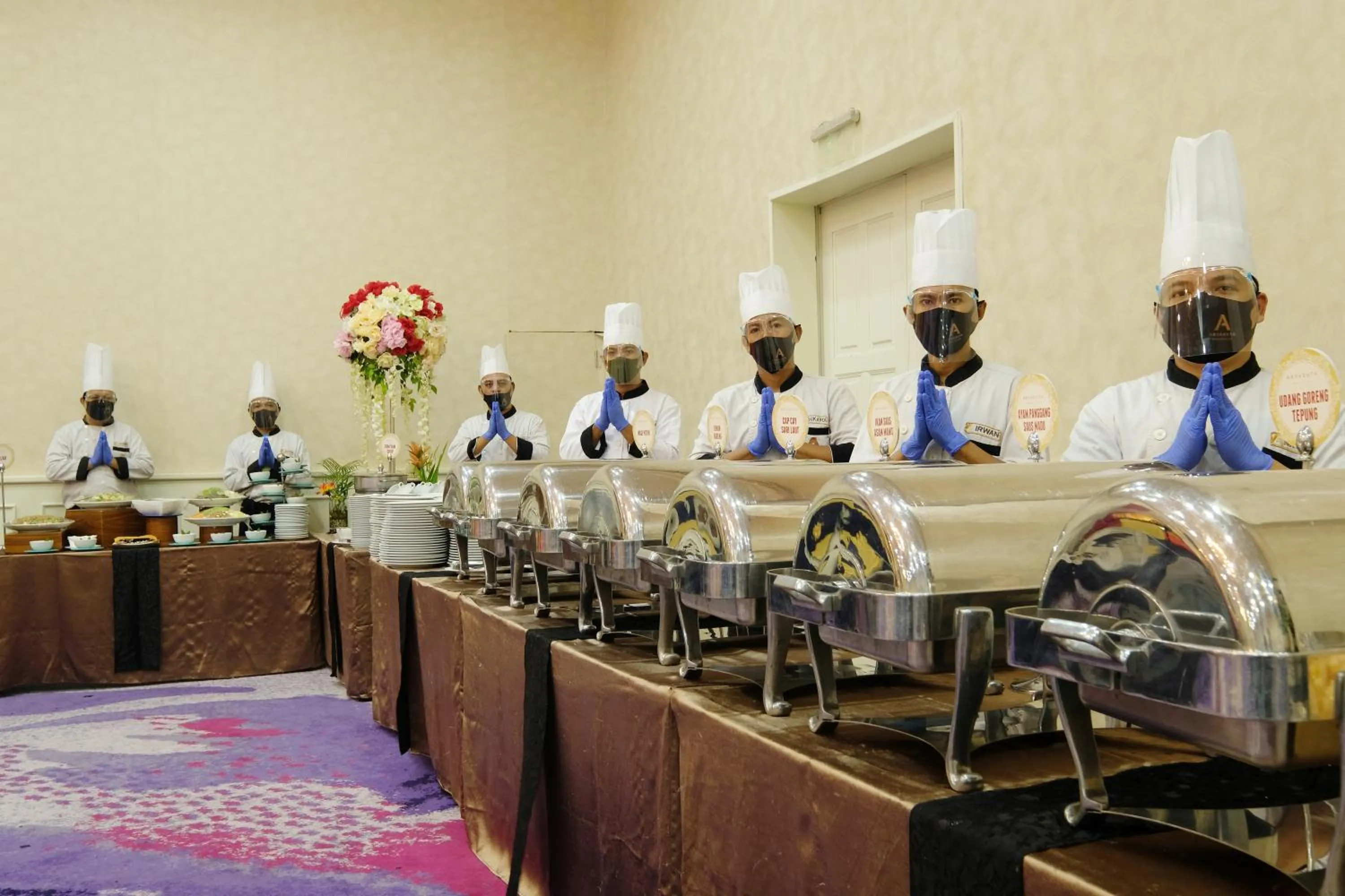 Food and drinks in Aryaduta Makassar