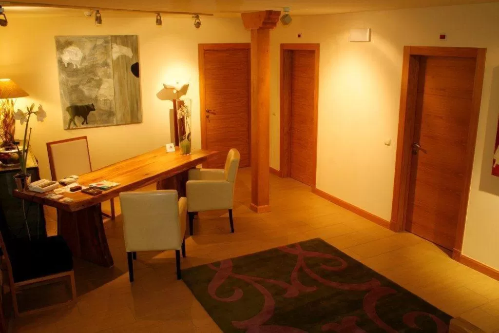 Lobby or reception in Hotel Rural Las Rozuelas