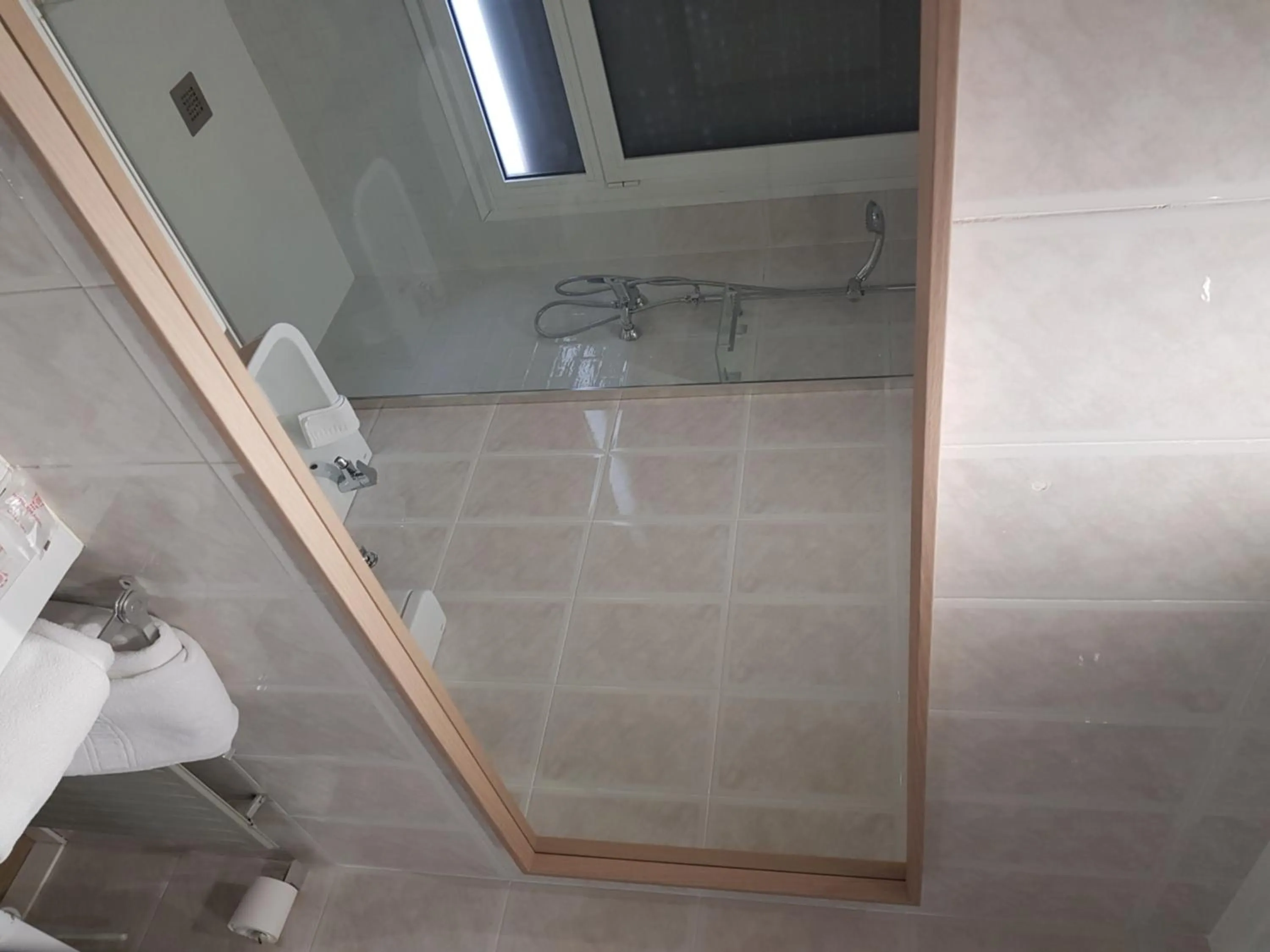 Photo of the whole room in Idh Angel