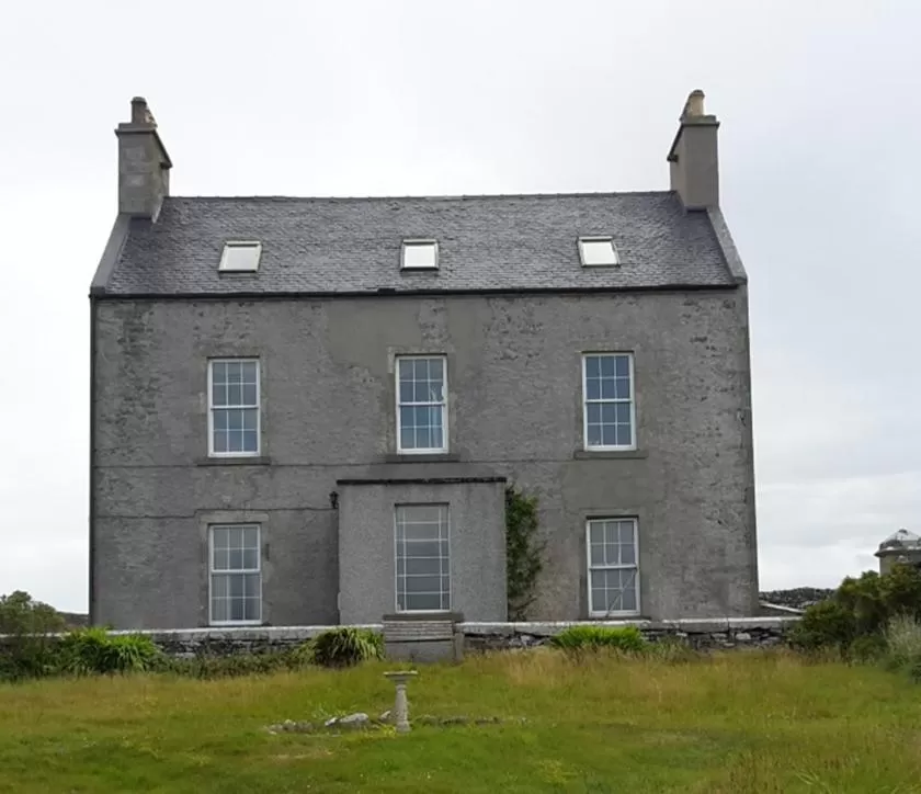Facade/entrance in Maryfield House Hotel