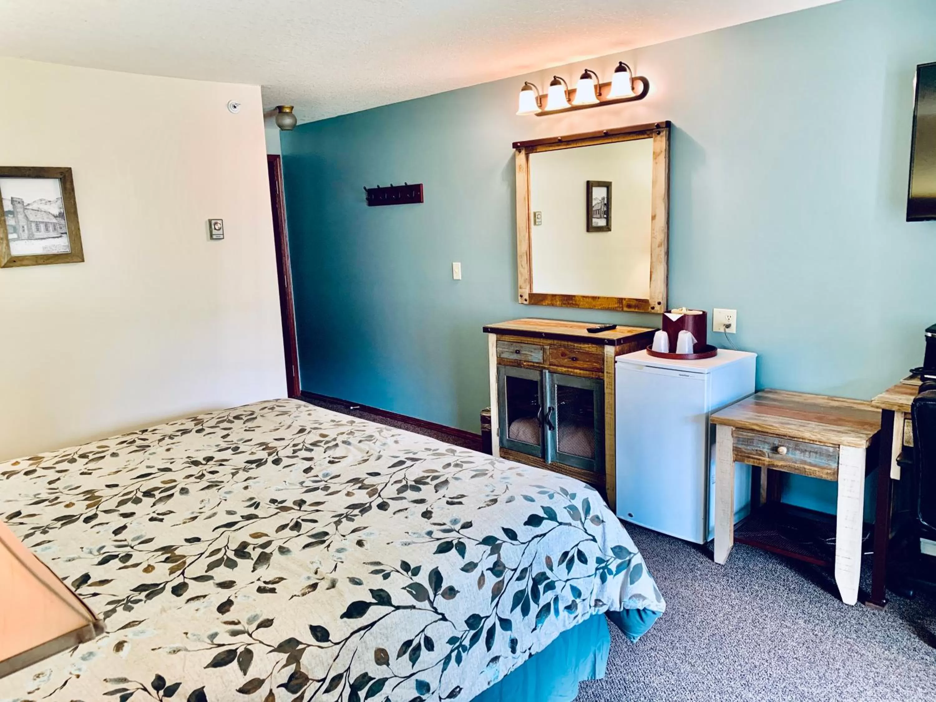 Bed in Three Valley Lake Chateau