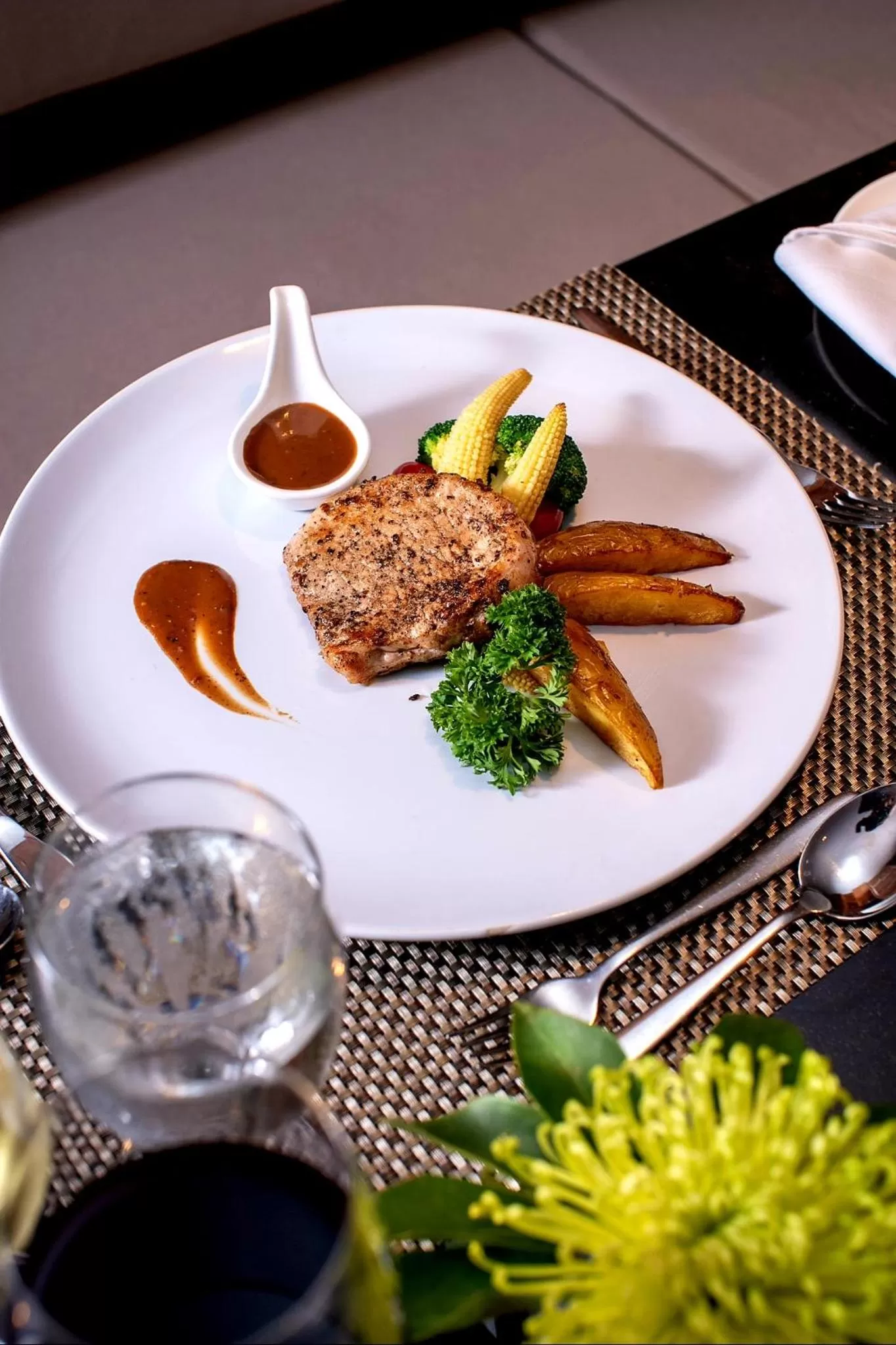 Food in S Ratchada Leisure Hotel