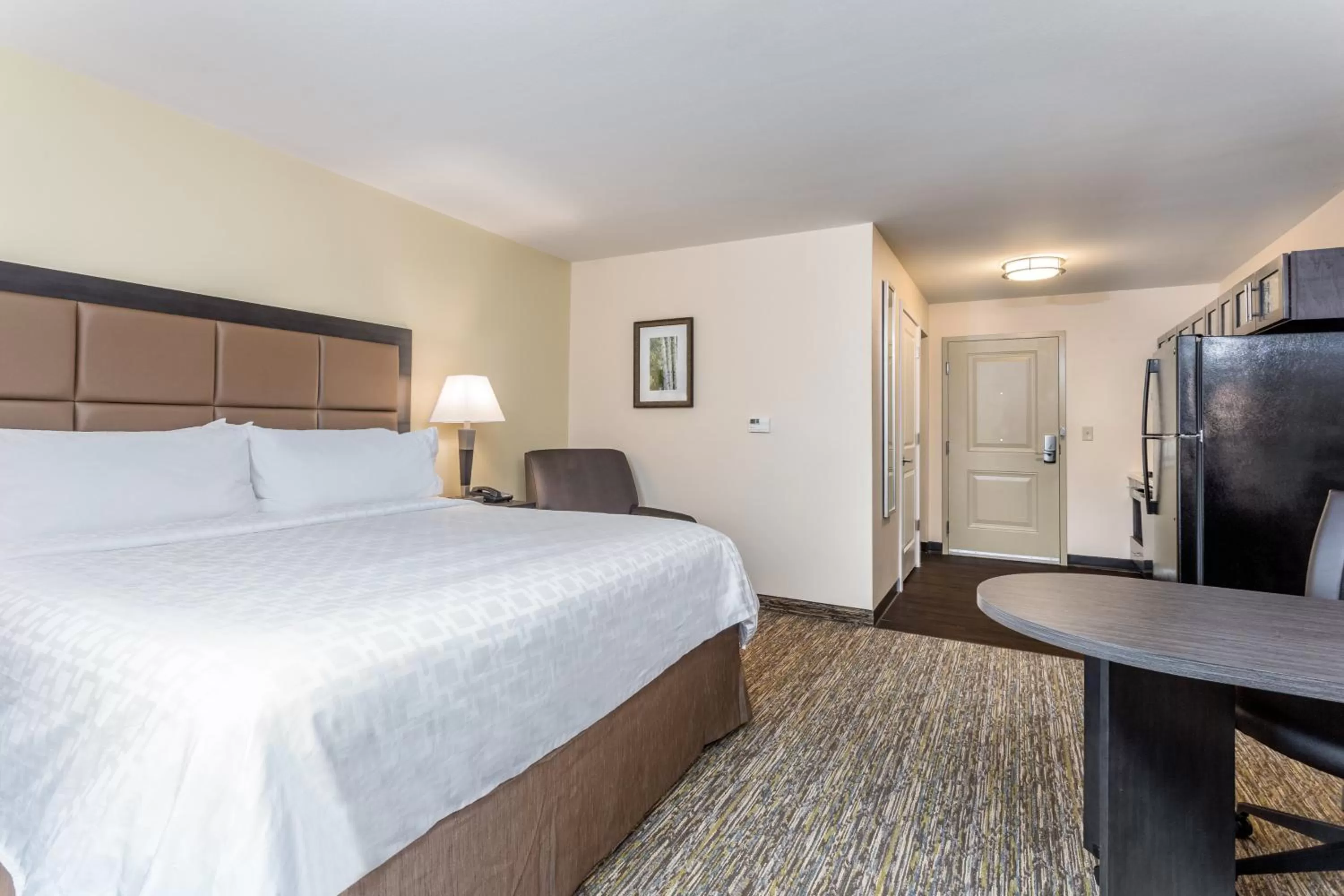 Photo of the whole room, Bed in Candlewood Suites Bensalem - Philadelphia Area by IHG