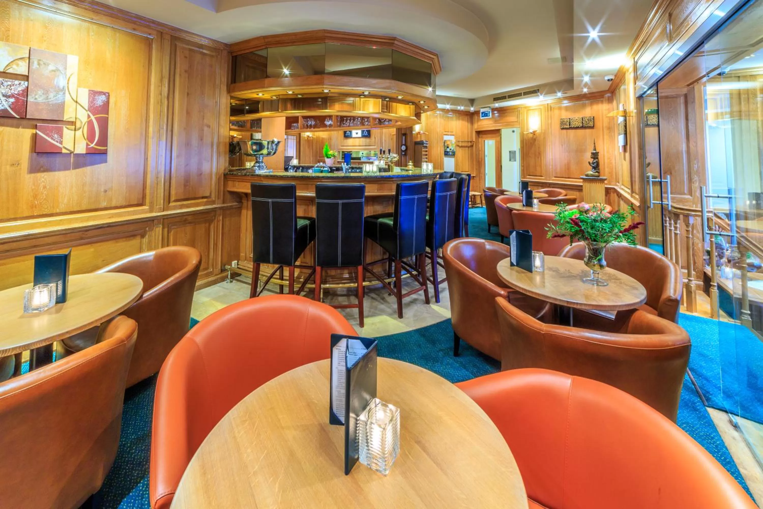 Lounge or bar in Hotel Pacific