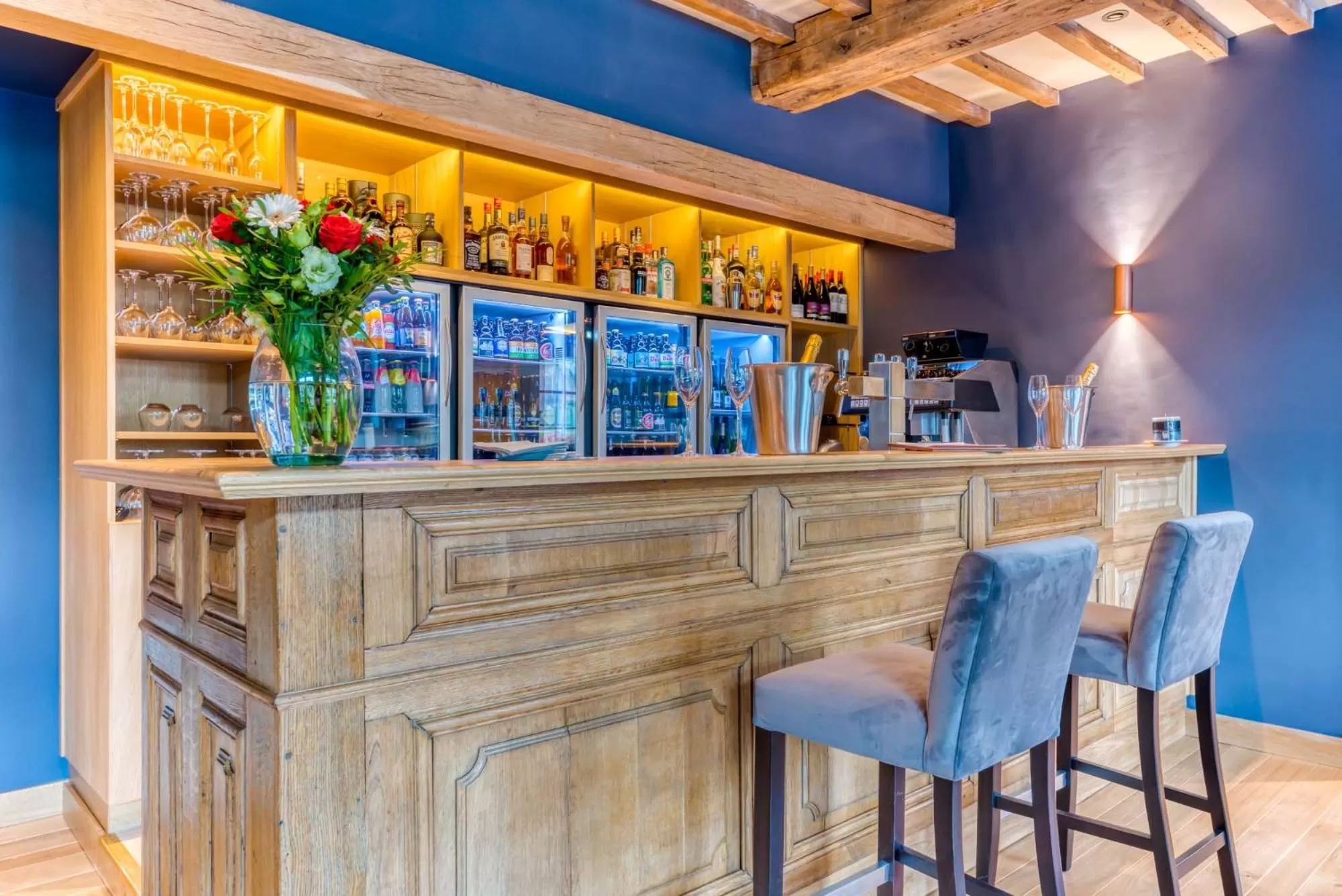 Lounge or bar in Hôtel Imperi'Ale