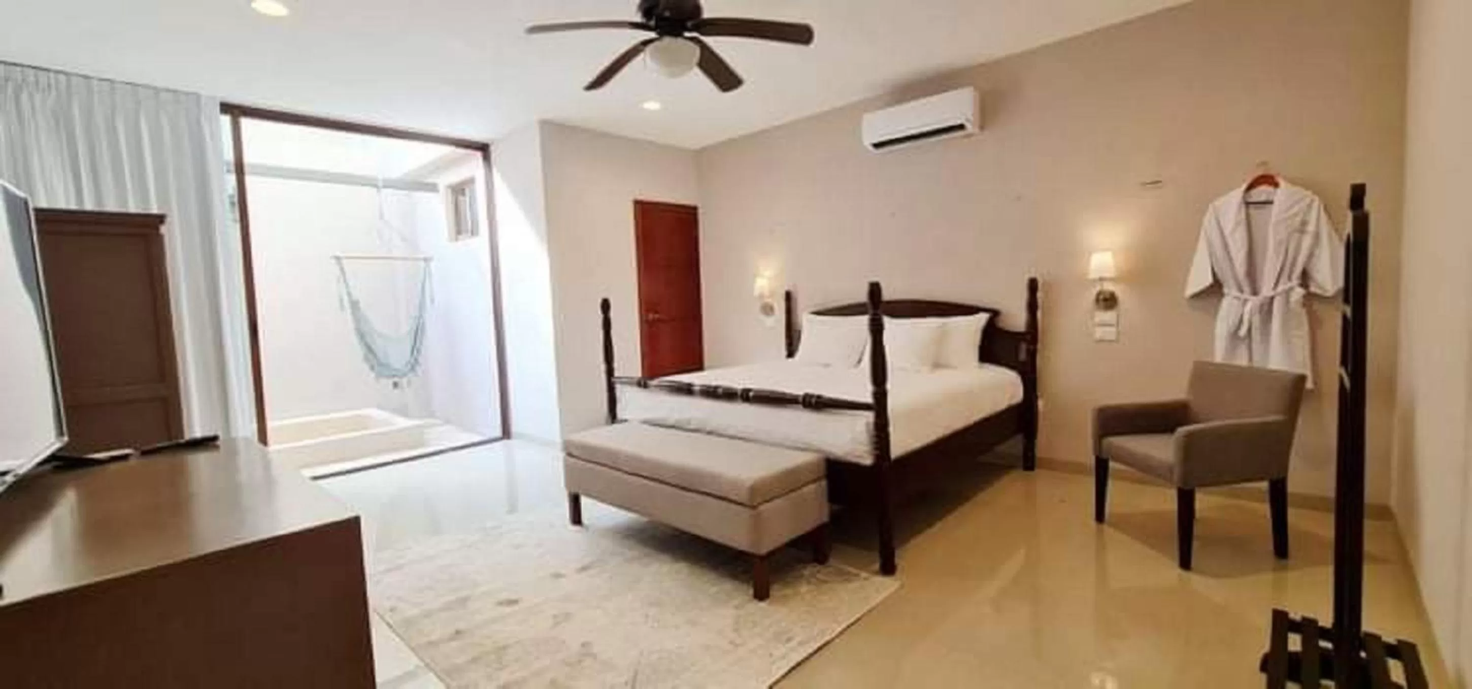 Bedroom, Bed in Casa Valladolid Boutique Hotel